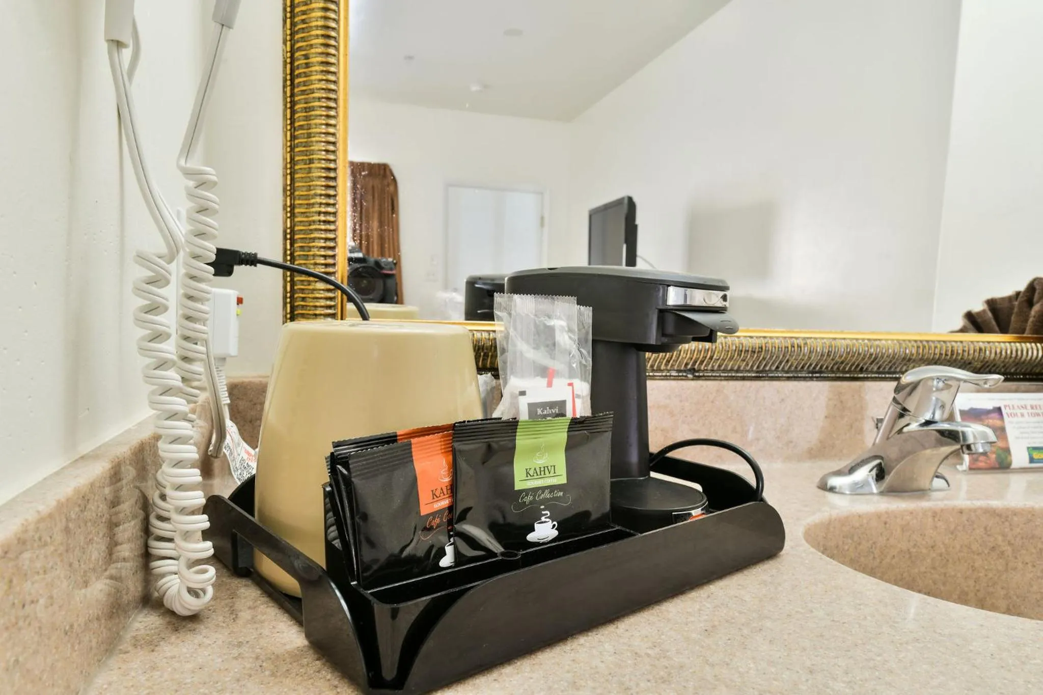 Coffee/tea facilities in Adventure Inn Moab