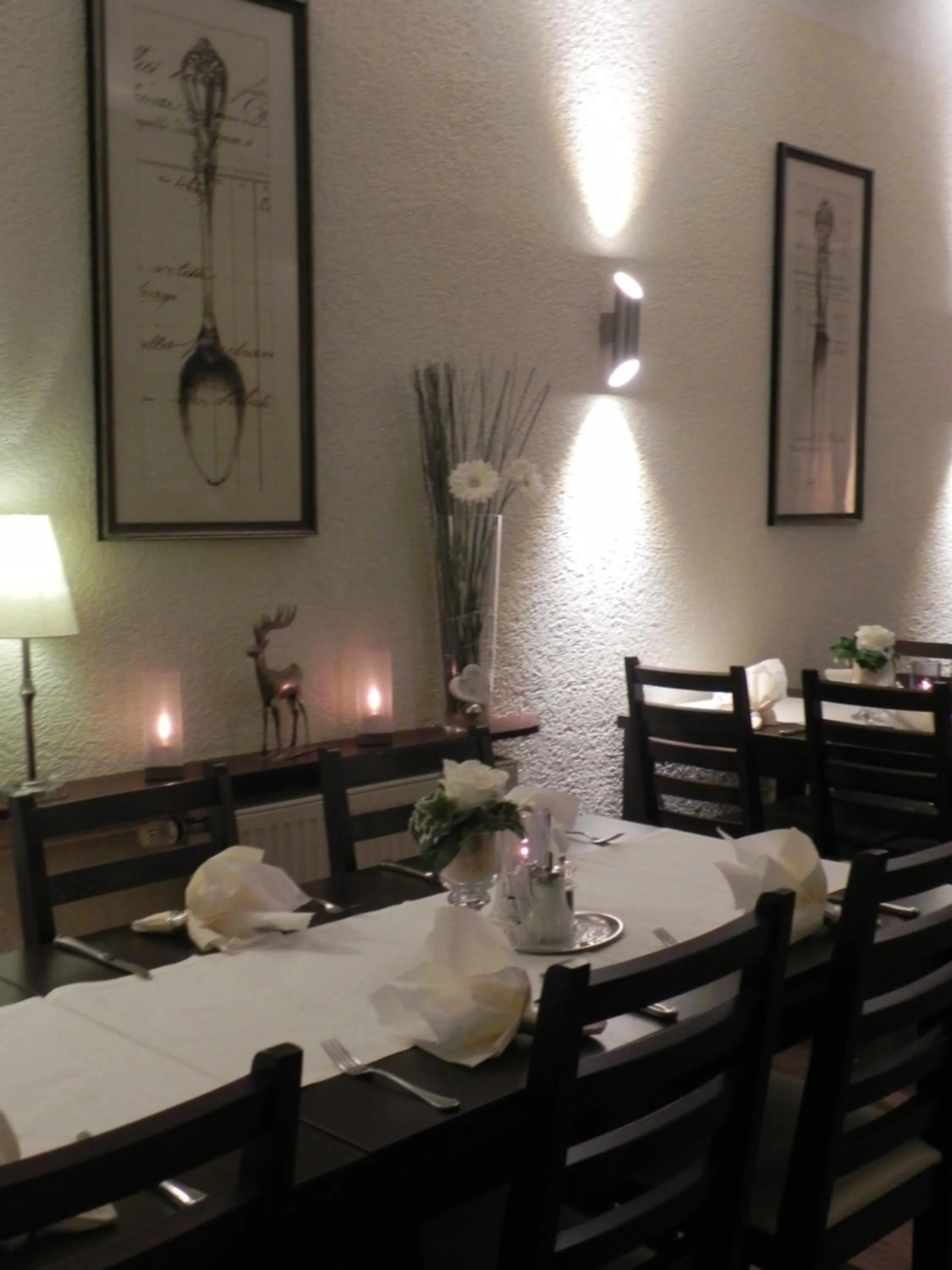 Restaurant/places to eat in Zur Eldenburg