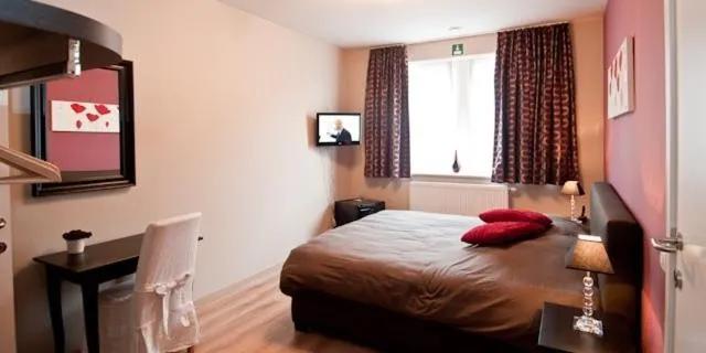 Bedroom, Bed in B&B Innbrugas