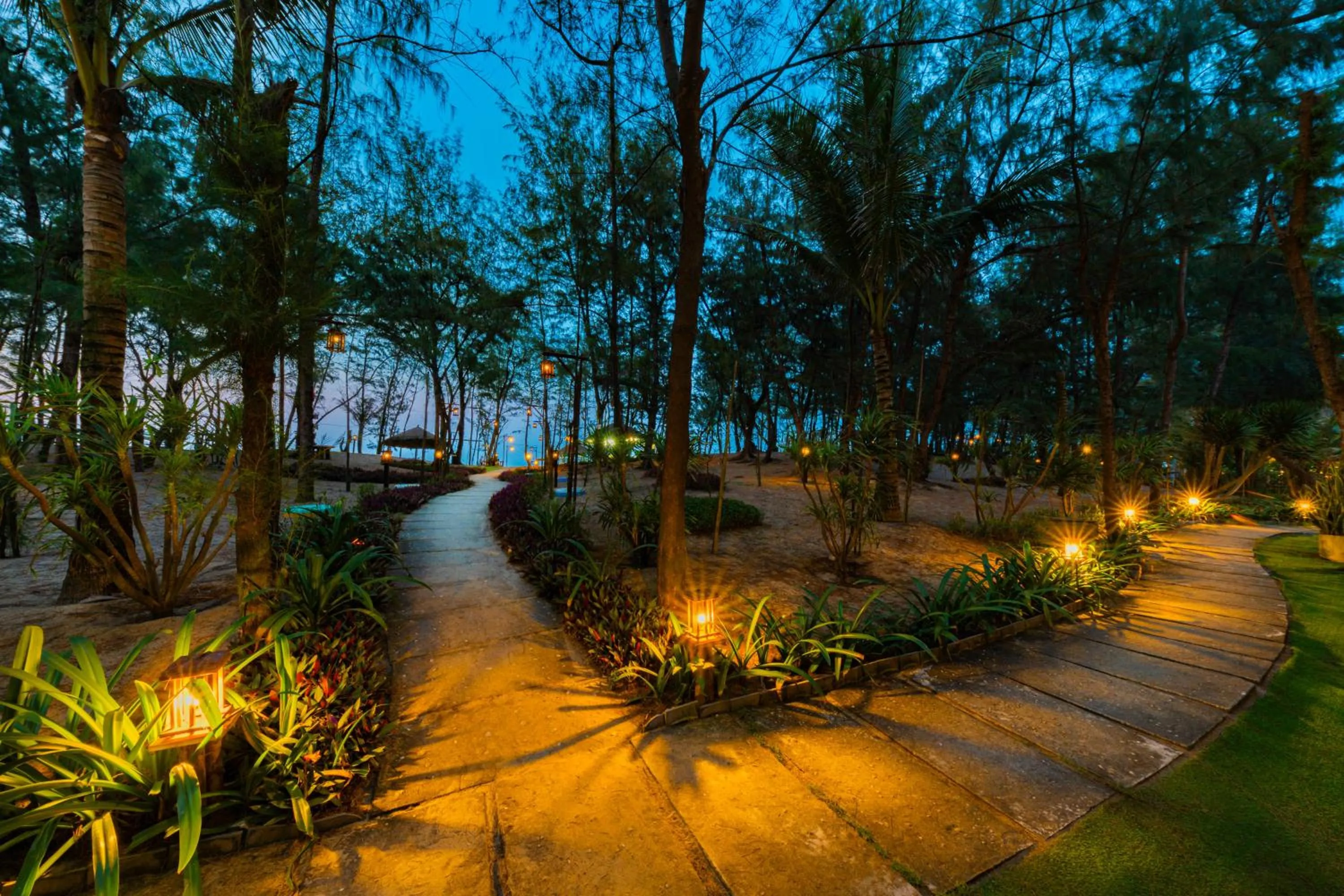 Garden in Sol An Bang Beach Resort & Spa