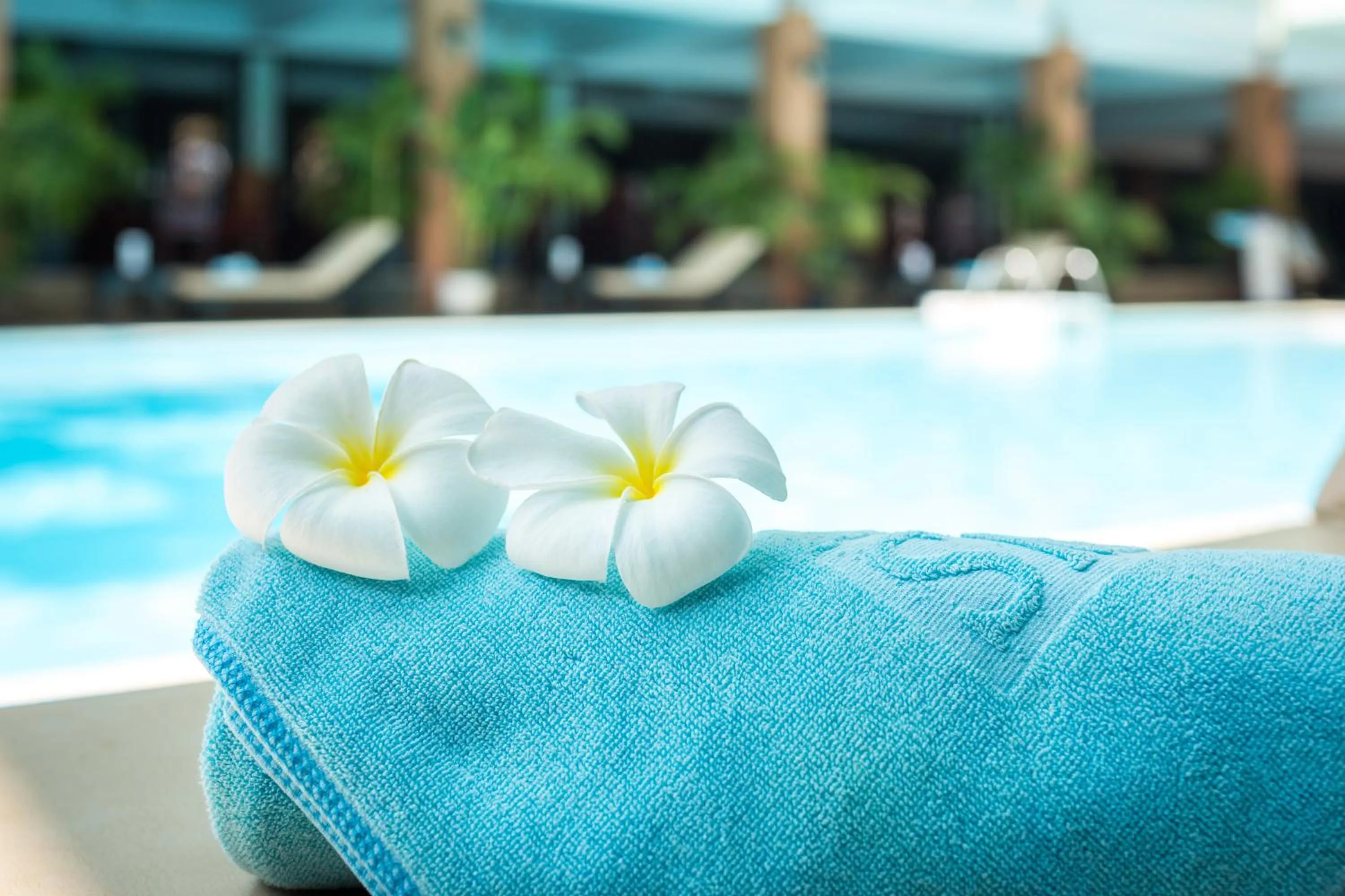 Massage in Smiling Deluxe Hotel