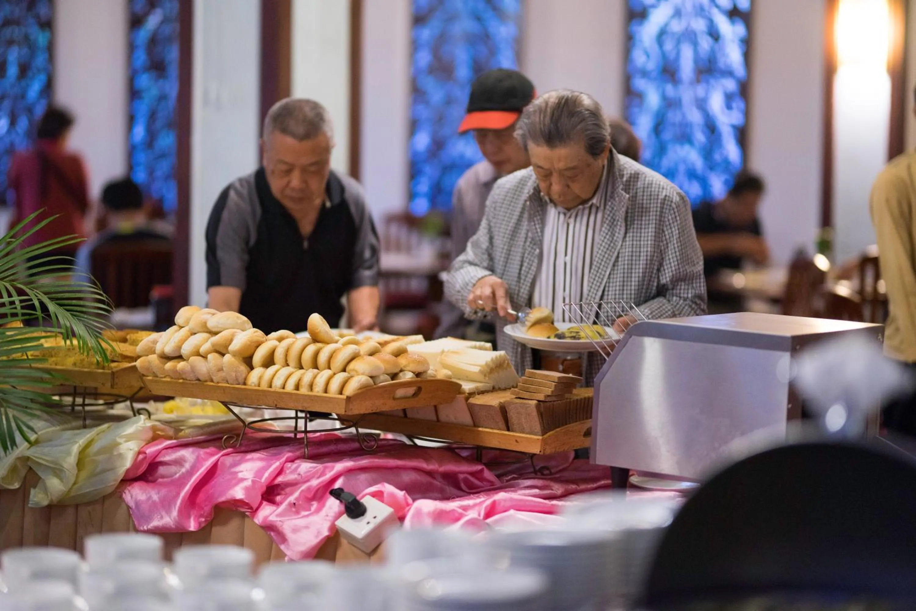 Breakfast in Smiling Deluxe Hotel