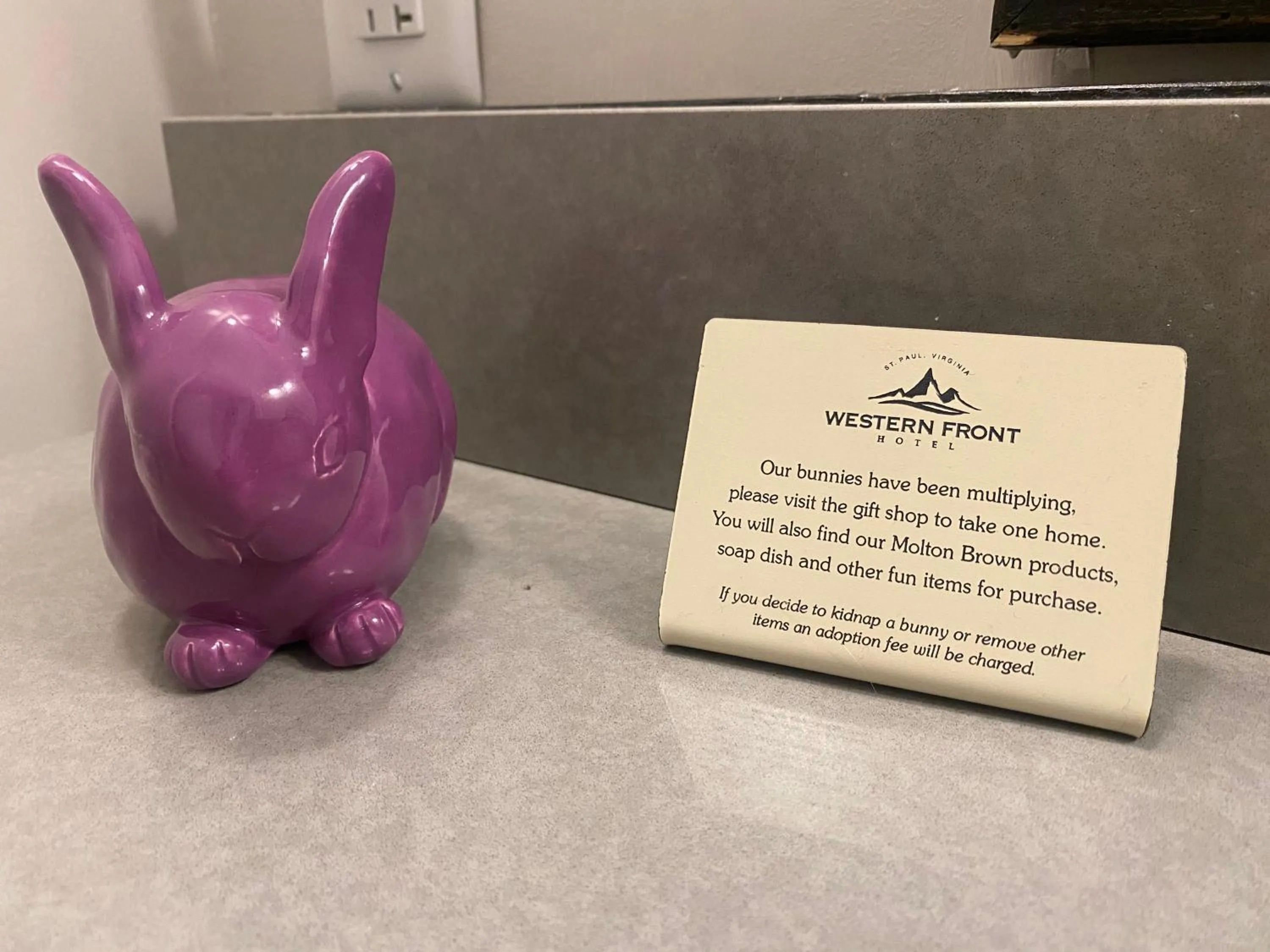 Bathroom in Western Front Hotel