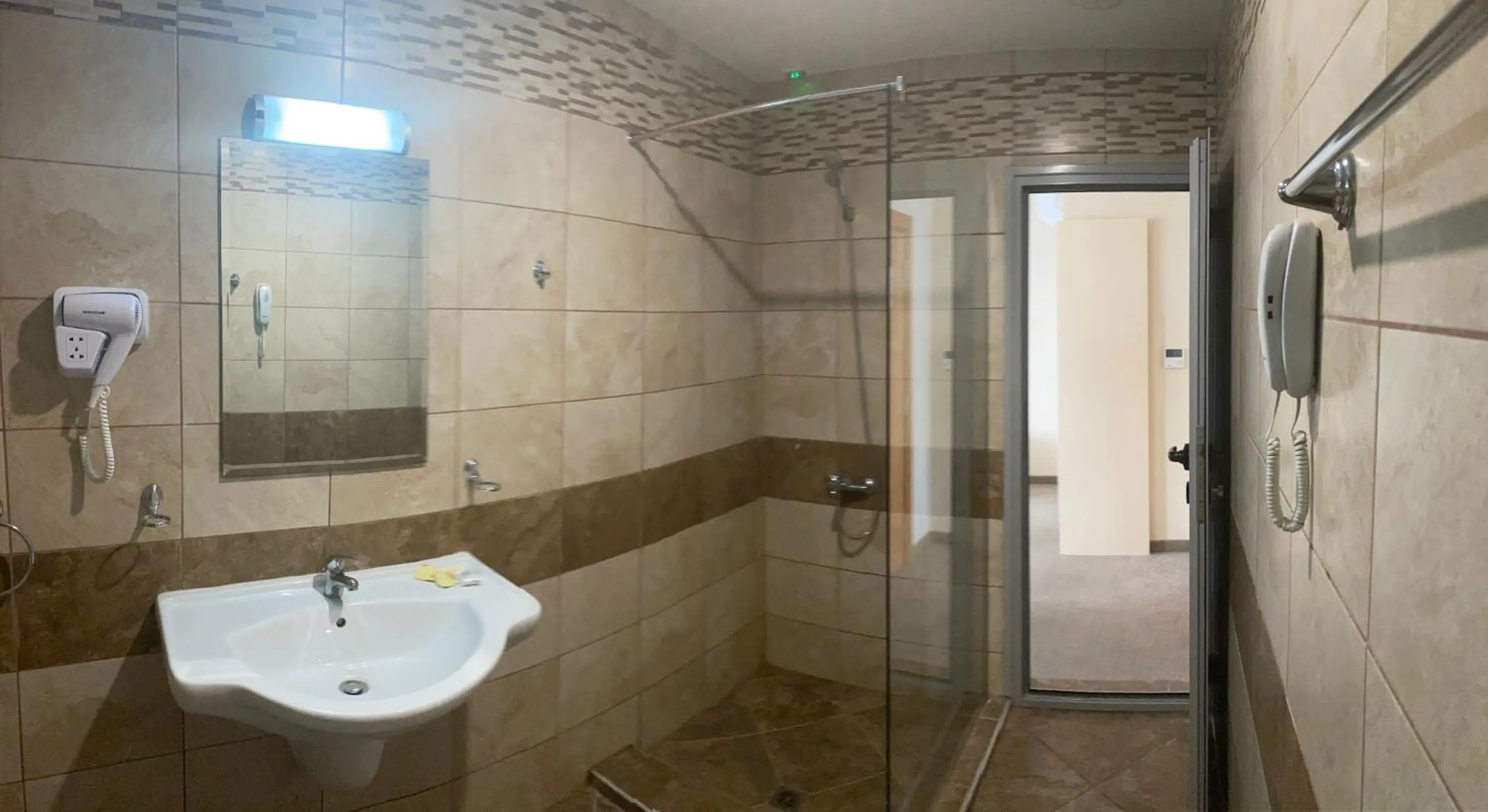 Bathroom in Kamenec Hotel