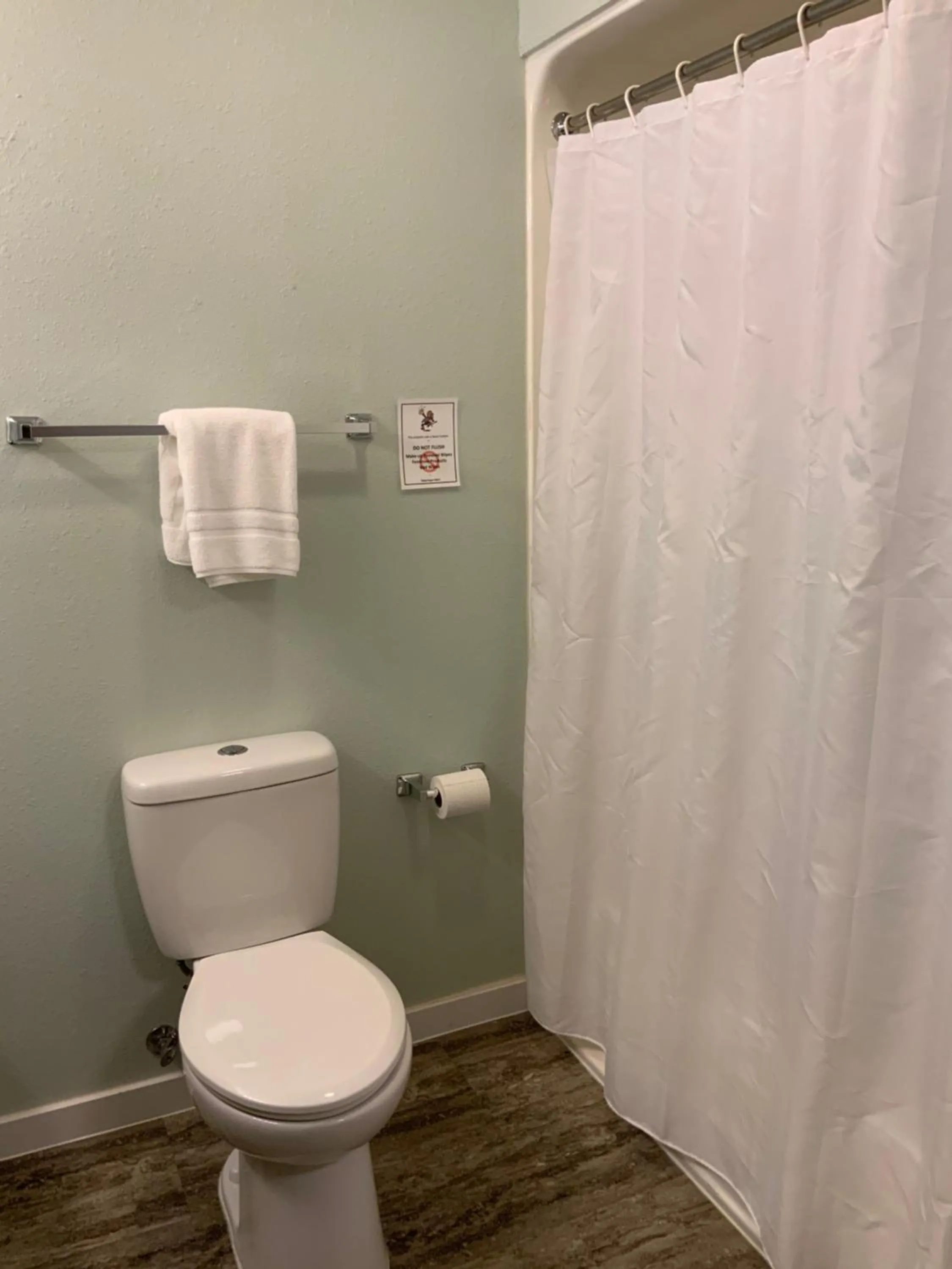 Bathroom in Rockerville Lodge & Cabins