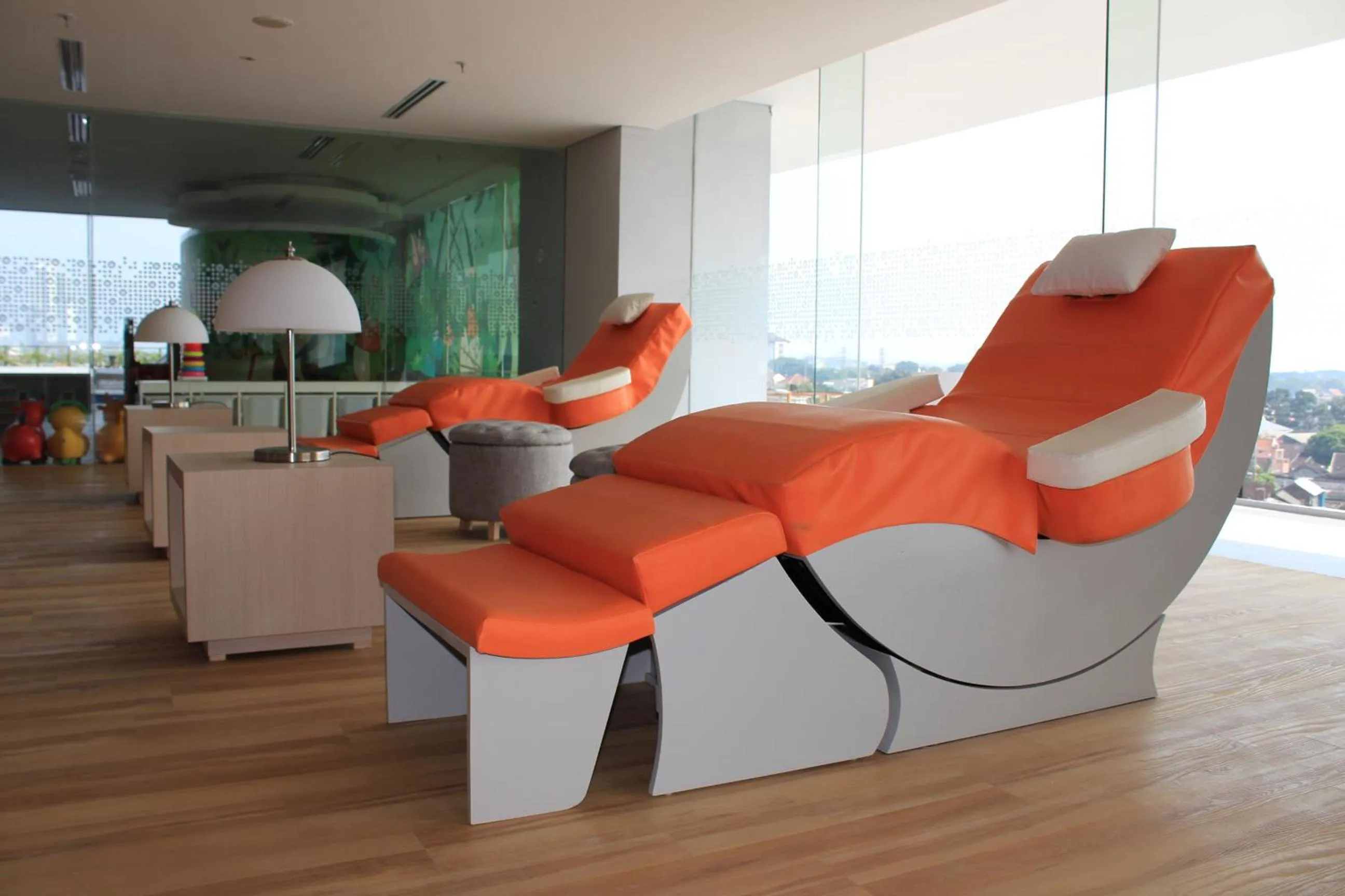 Massage in HARRIS Hotel & Conventions Solo