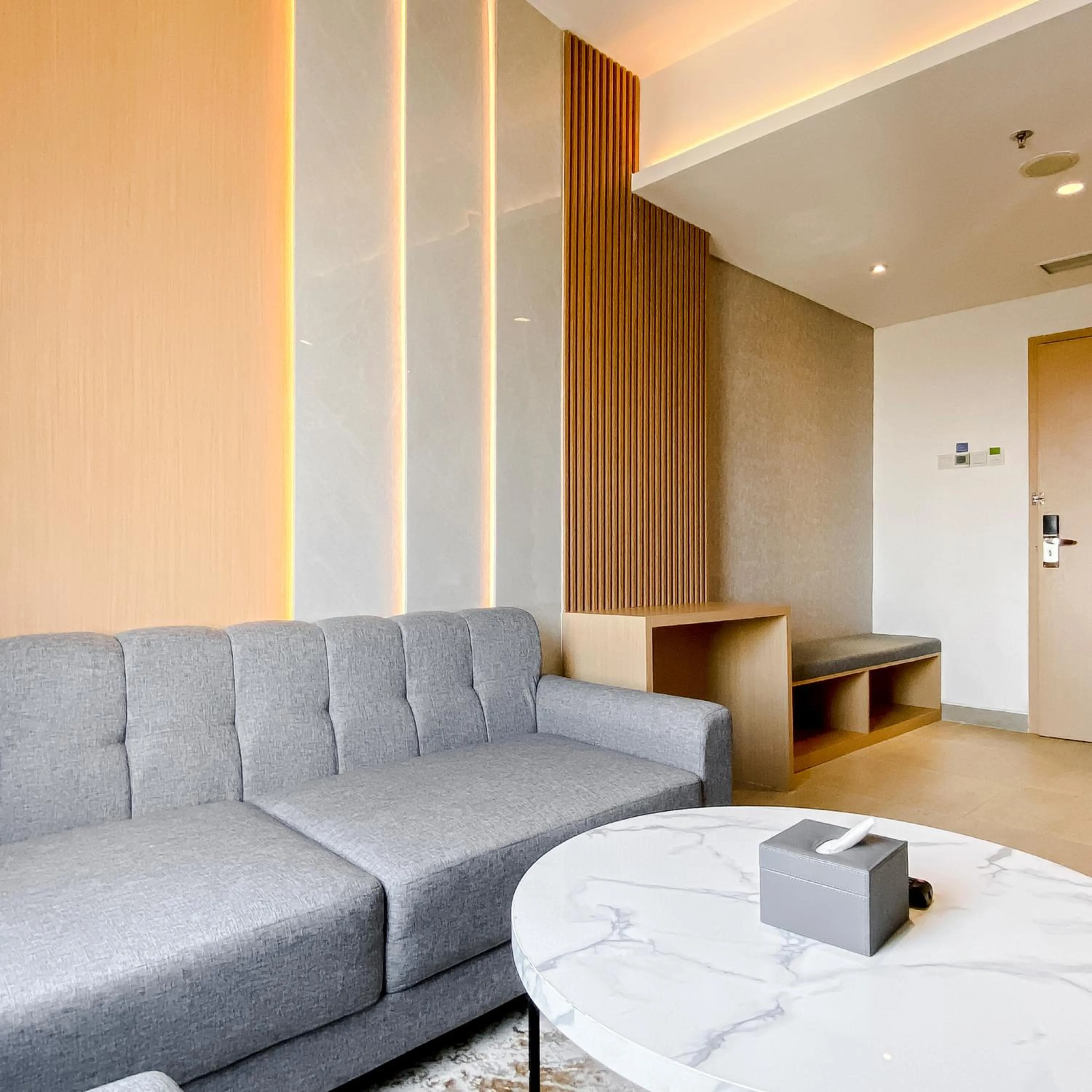 Living room in HARRIS Hotel & Conventions Solo