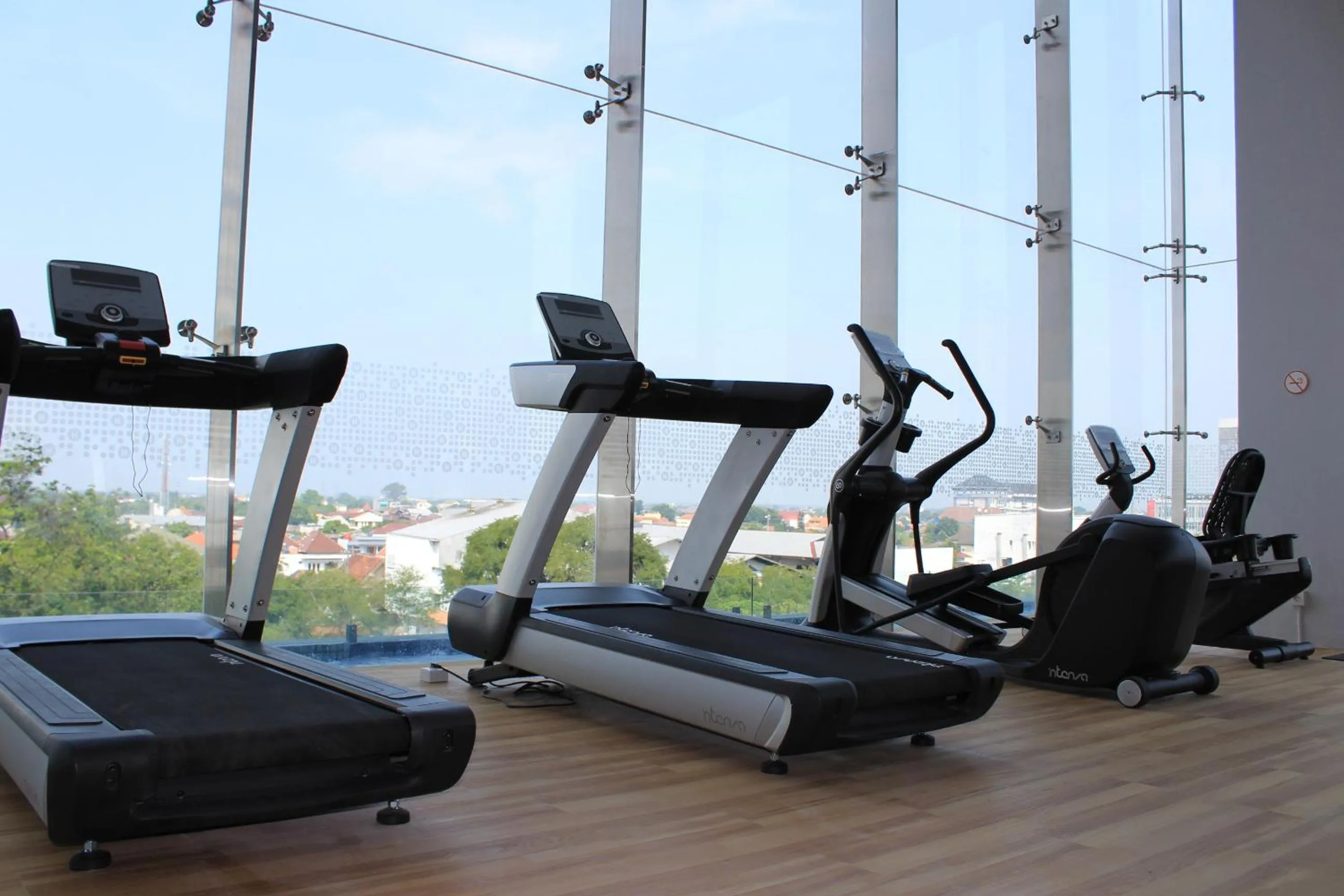Fitness centre/facilities in HARRIS Hotel & Conventions Solo