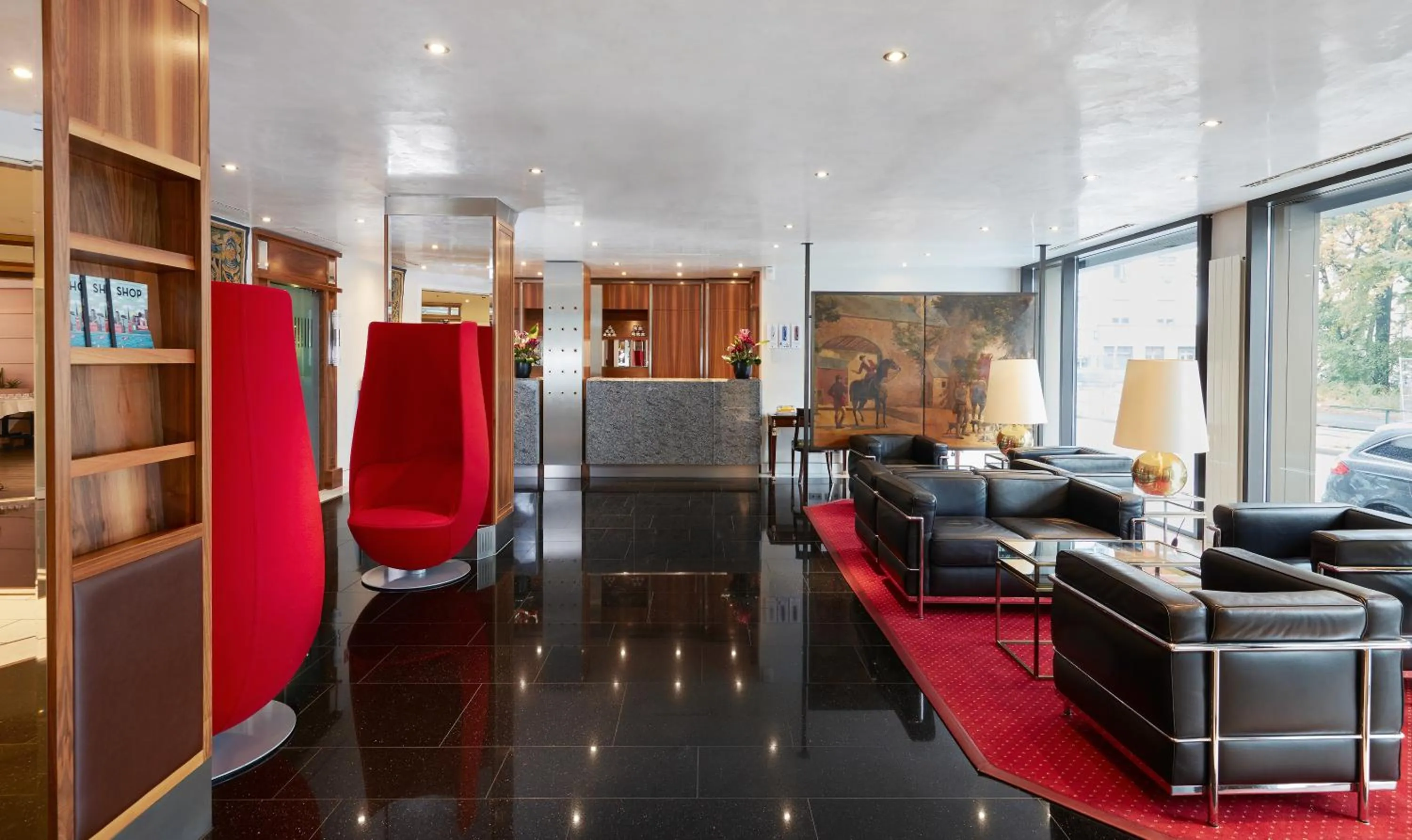 Lobby or reception in Living Hotel Düsseldorf