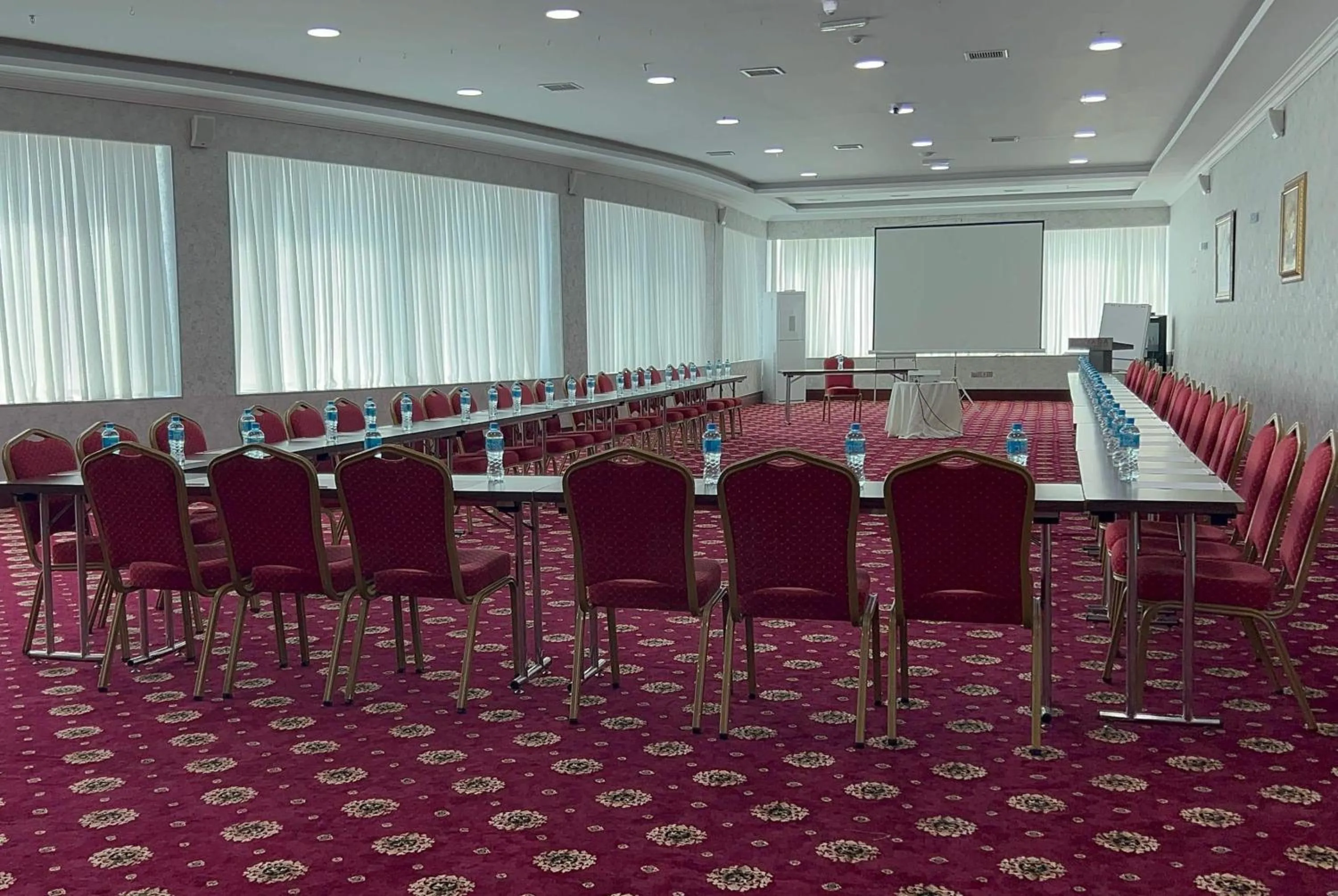 Meeting/conference room in Ramada by Wyndham Baku
