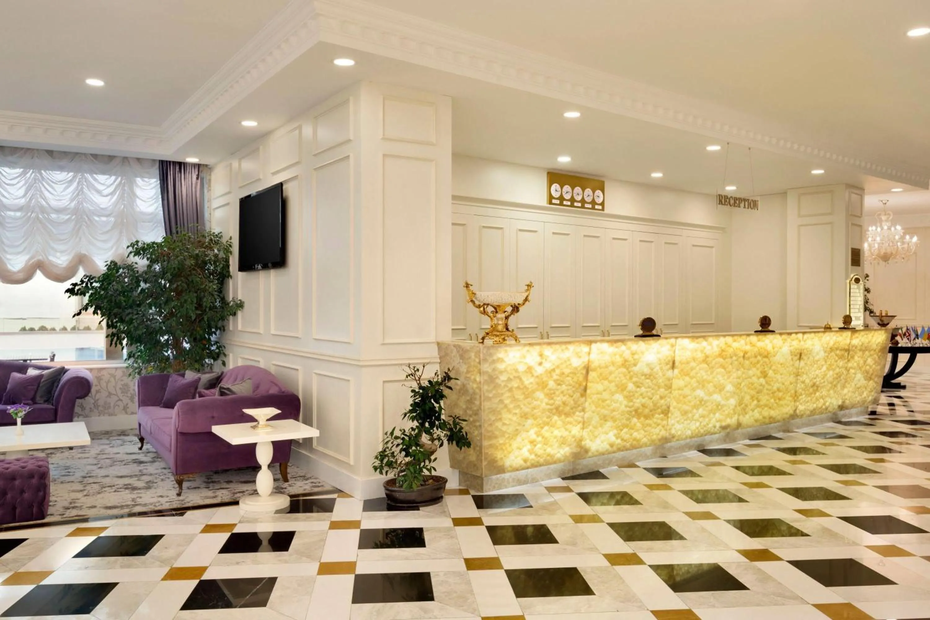 Lobby or reception in Ramada by Wyndham Baku