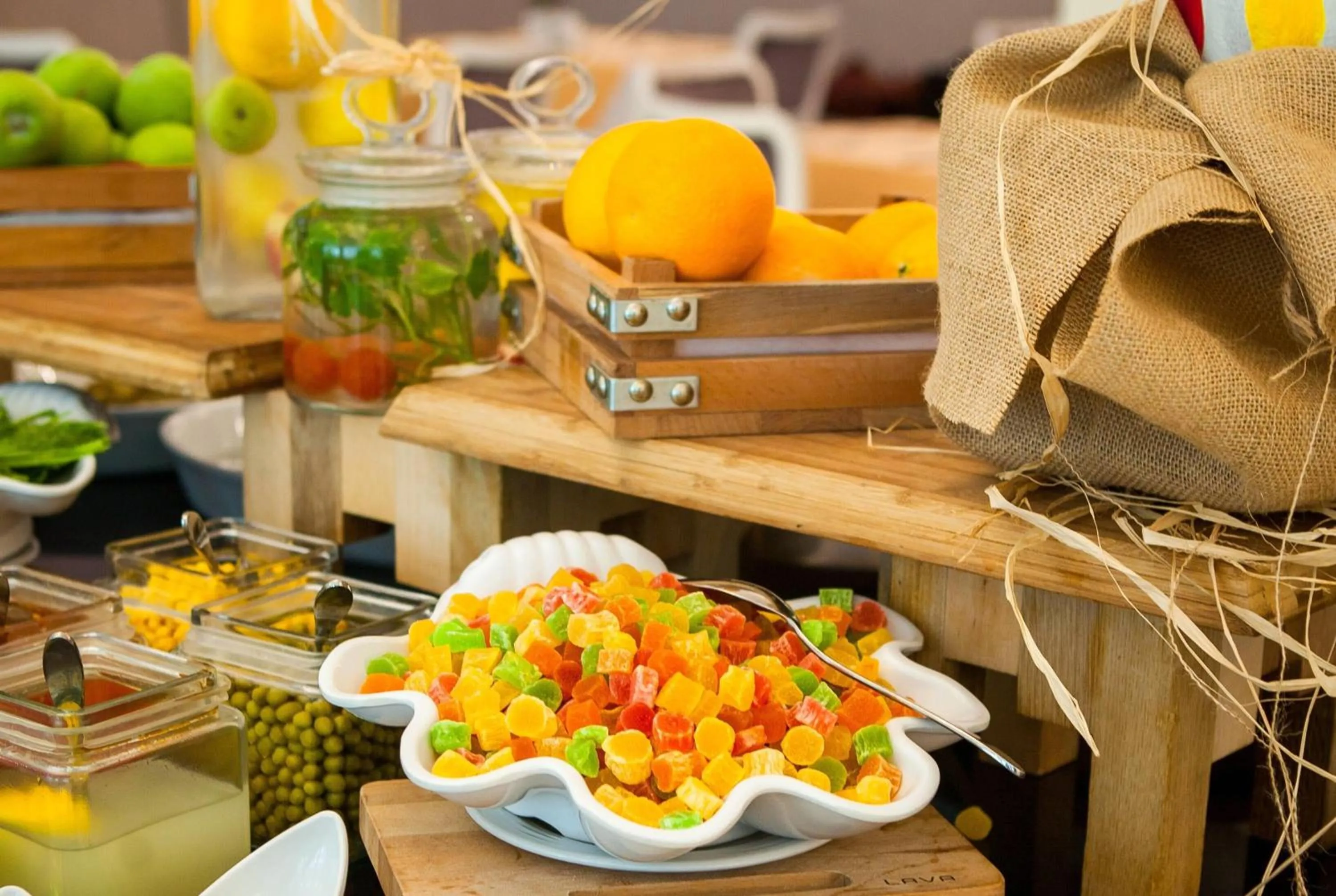 Restaurant/places to eat in Ramada by Wyndham Baku