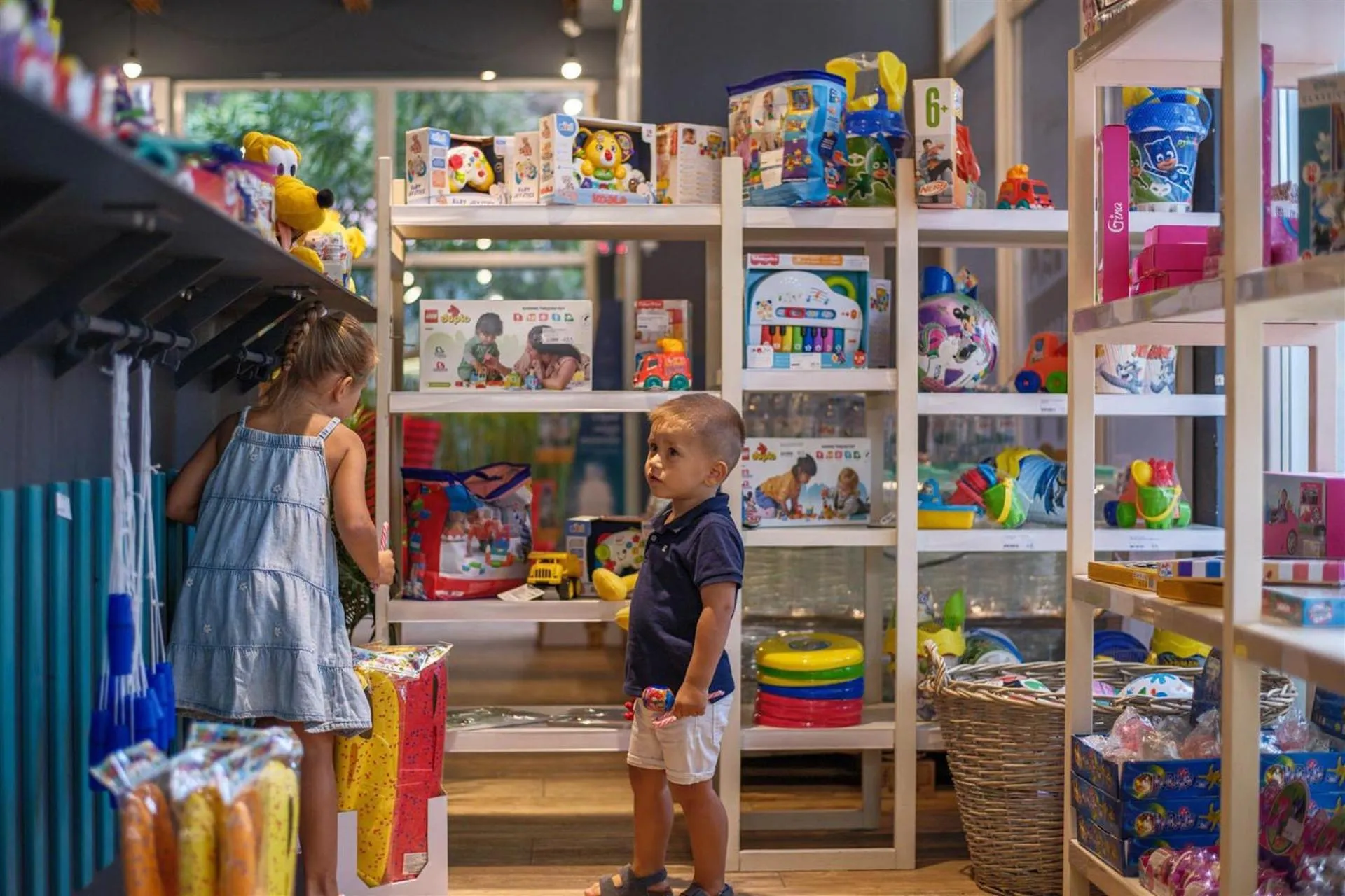 On-site shops in Amadria Park Apartments Šibenik