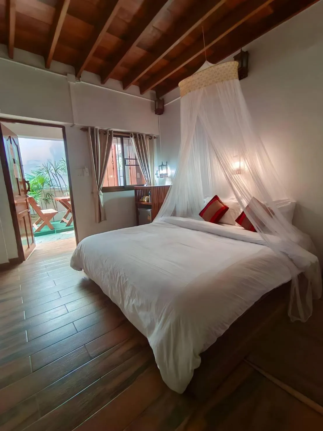 Bed in Aphilapa Residence