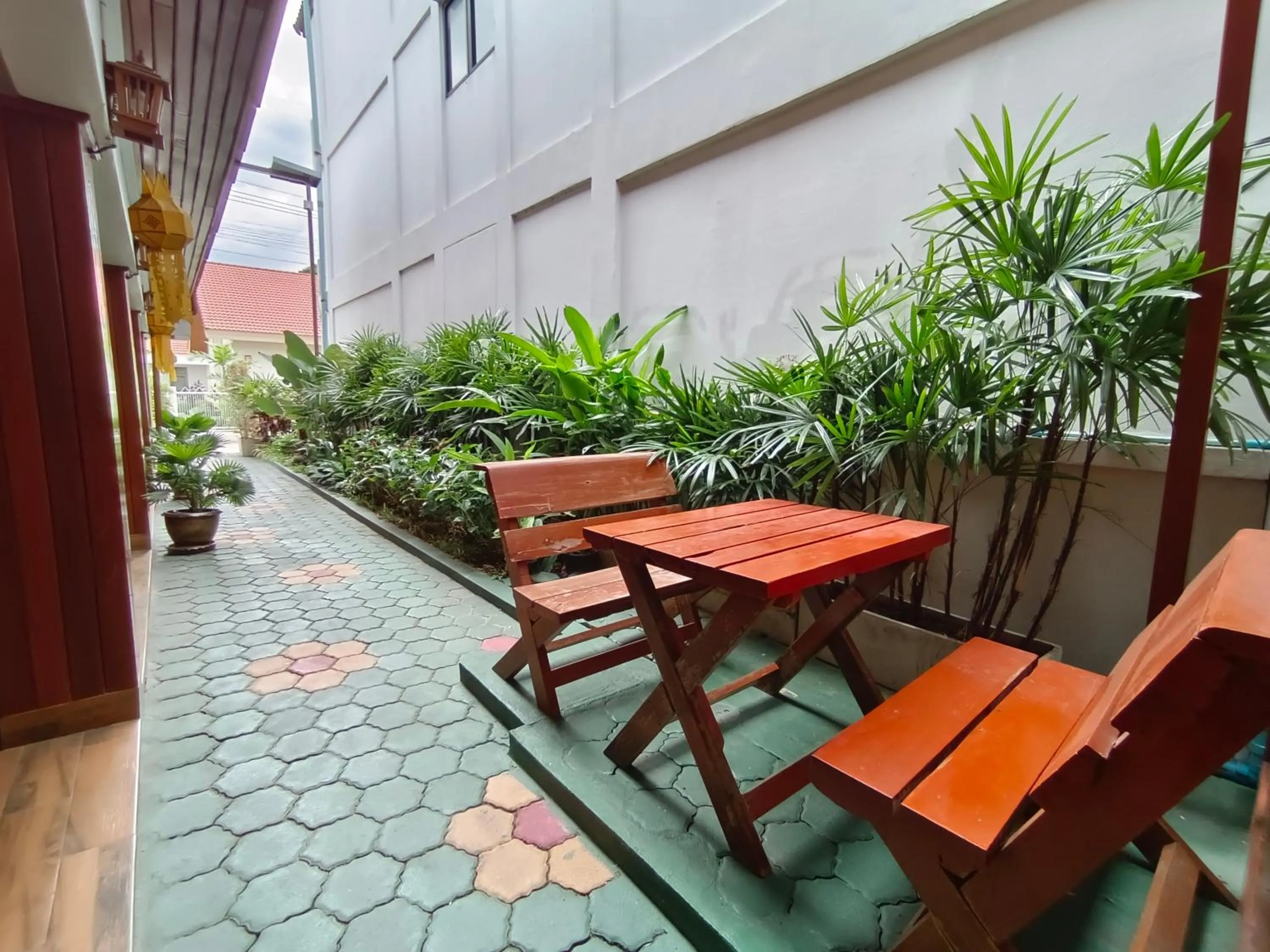 Patio in Aphilapa Residence