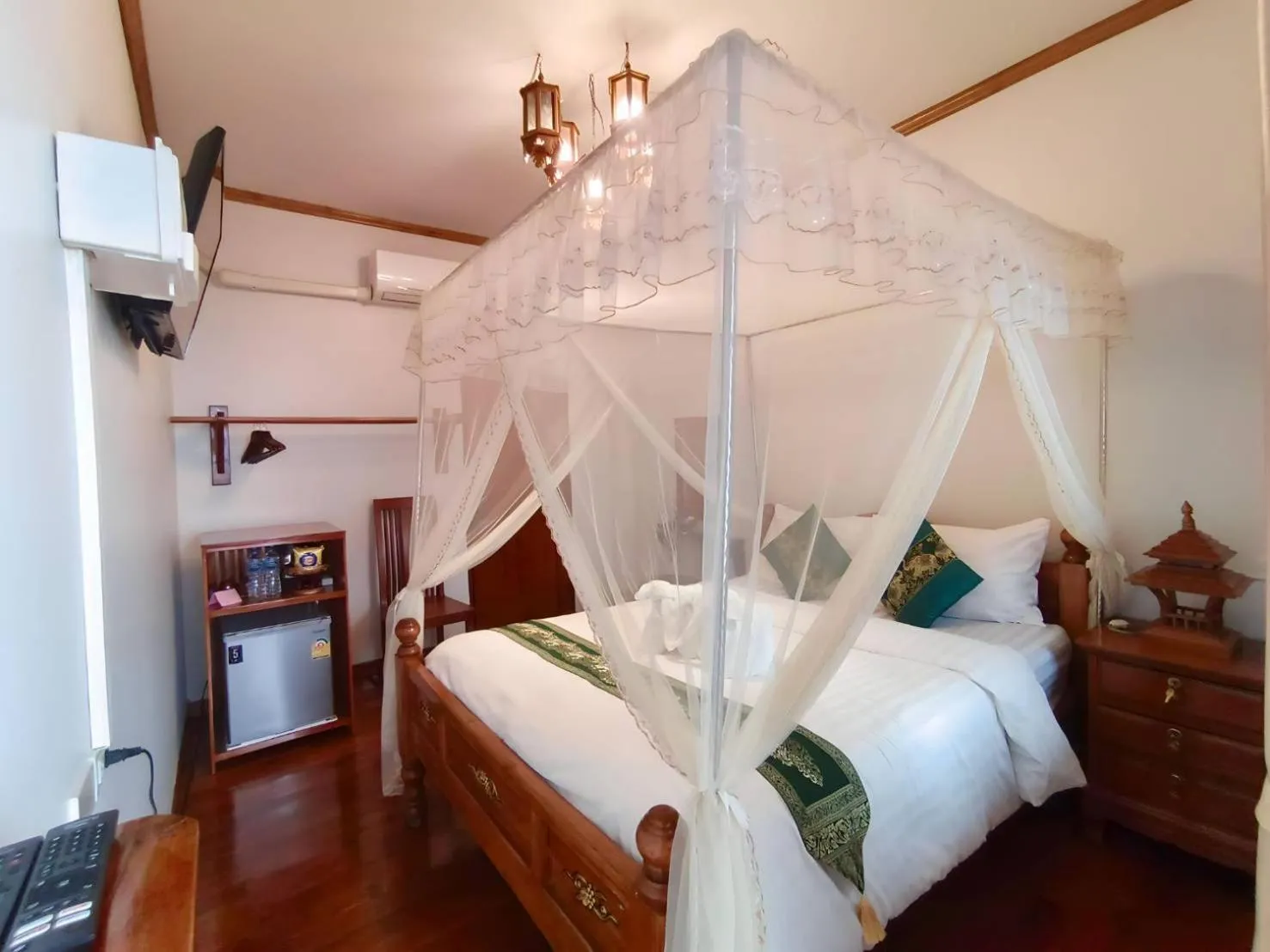 Bed in Aphilapa Residence