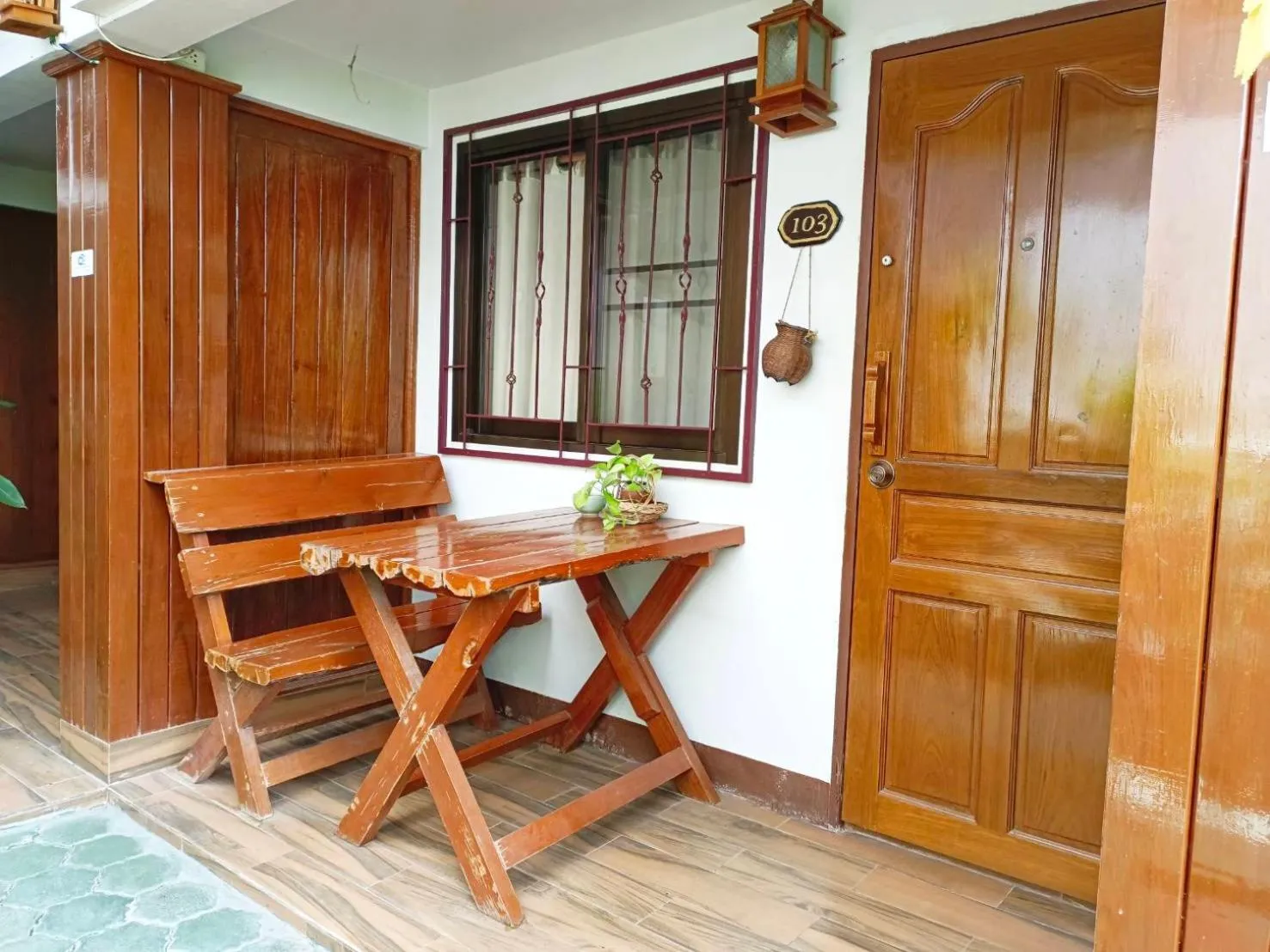 Seating area in Aphilapa Residence