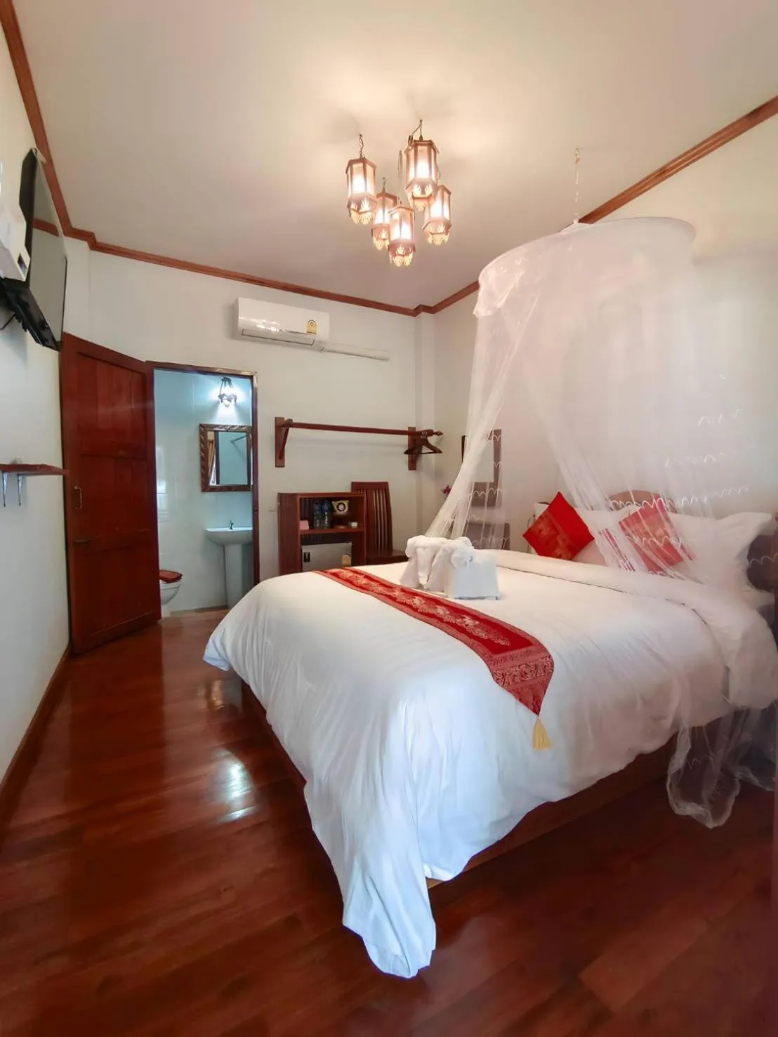 Bed in Aphilapa Residence