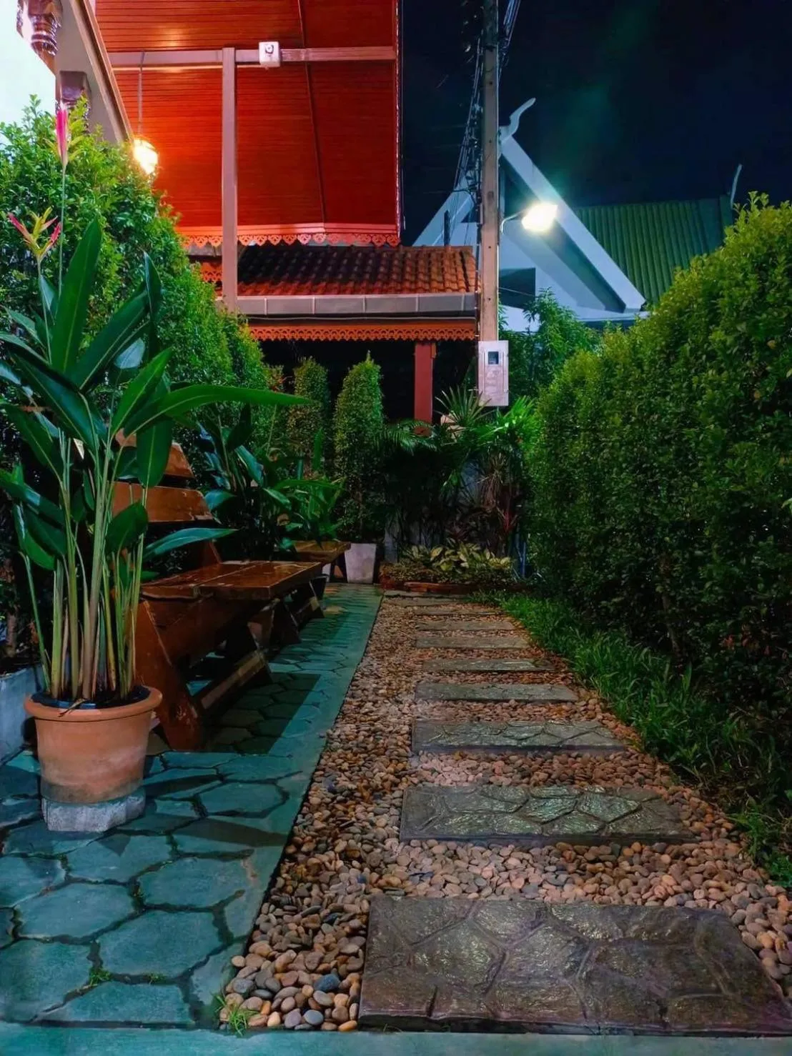 Facade/entrance in Aphilapa Residence