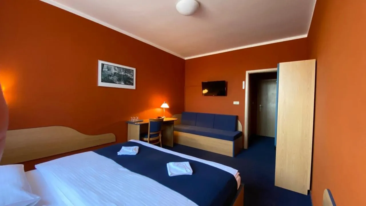 Bed in Hotel U Milína