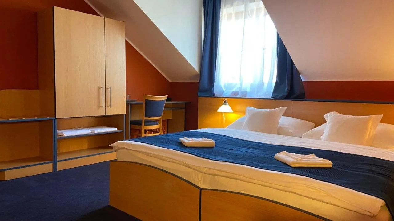 Bed in Hotel U Milína