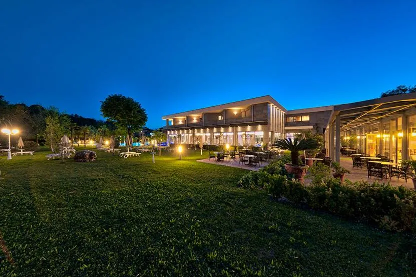 Hotel Harrys' Garden