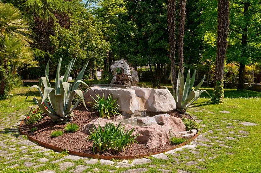 Hotel Harrys' Garden