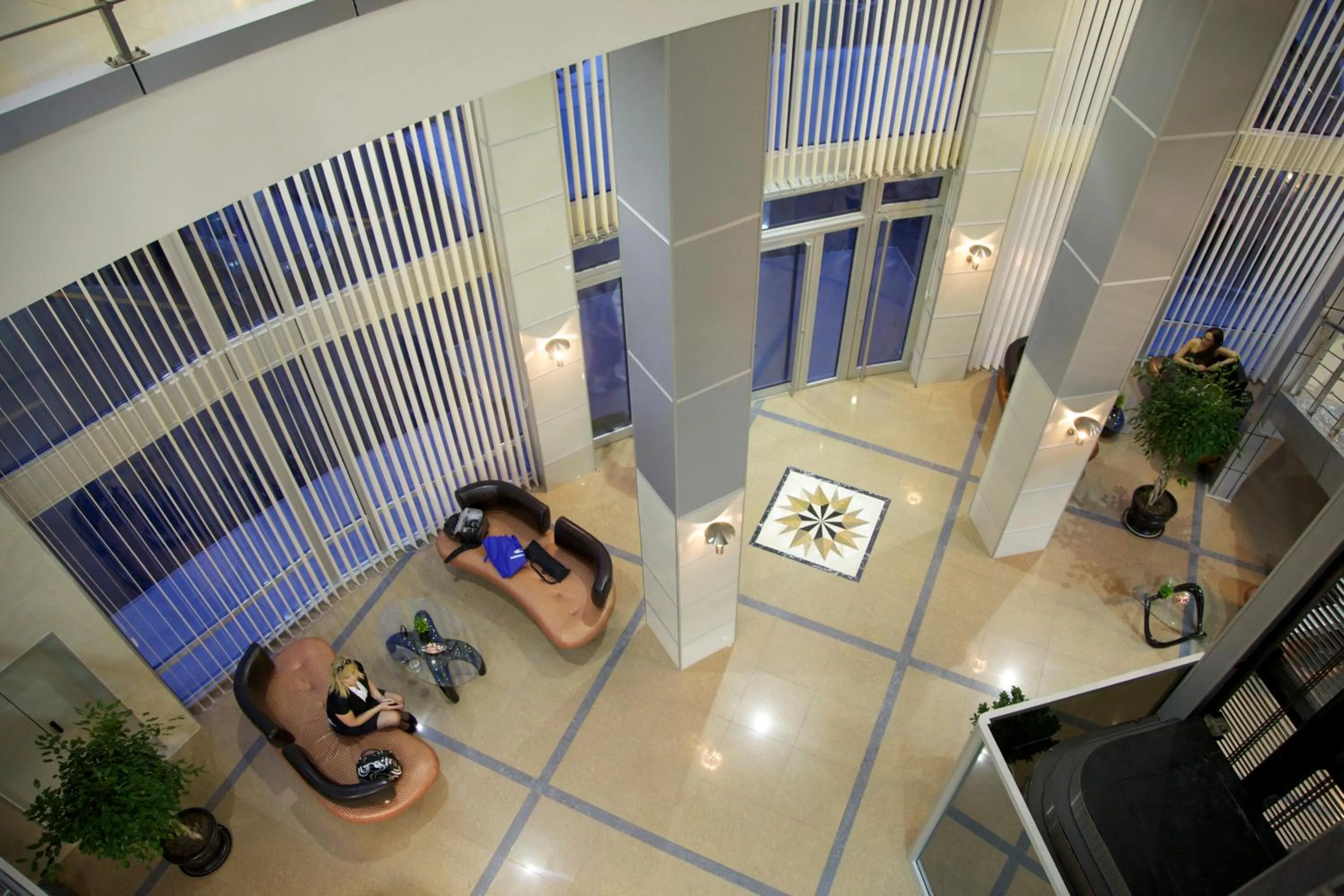 Lobby or reception in Hotel Zeder Garni