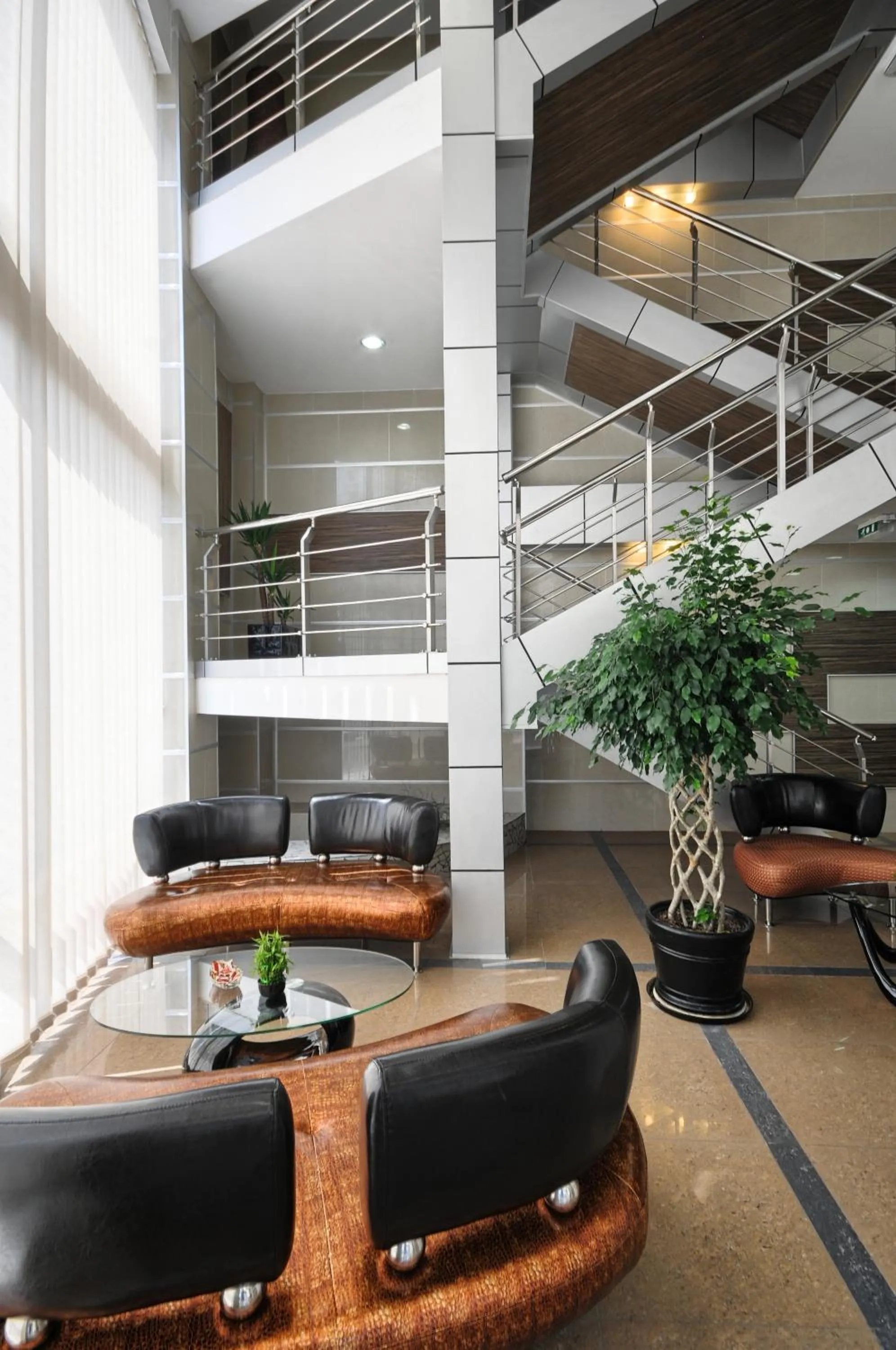 Lobby or reception in Hotel Zeder Garni