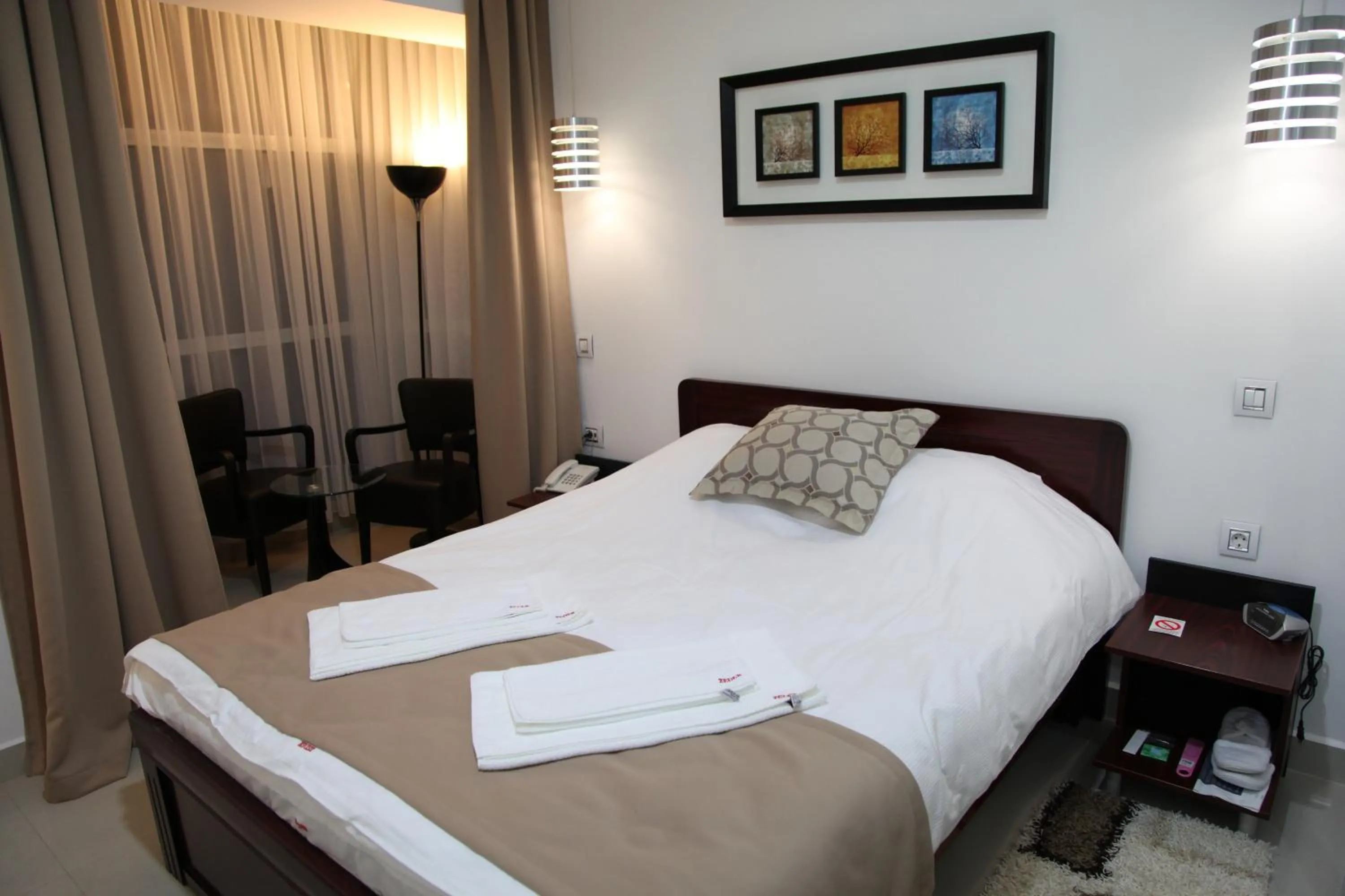 Bed in Hotel Zeder Garni