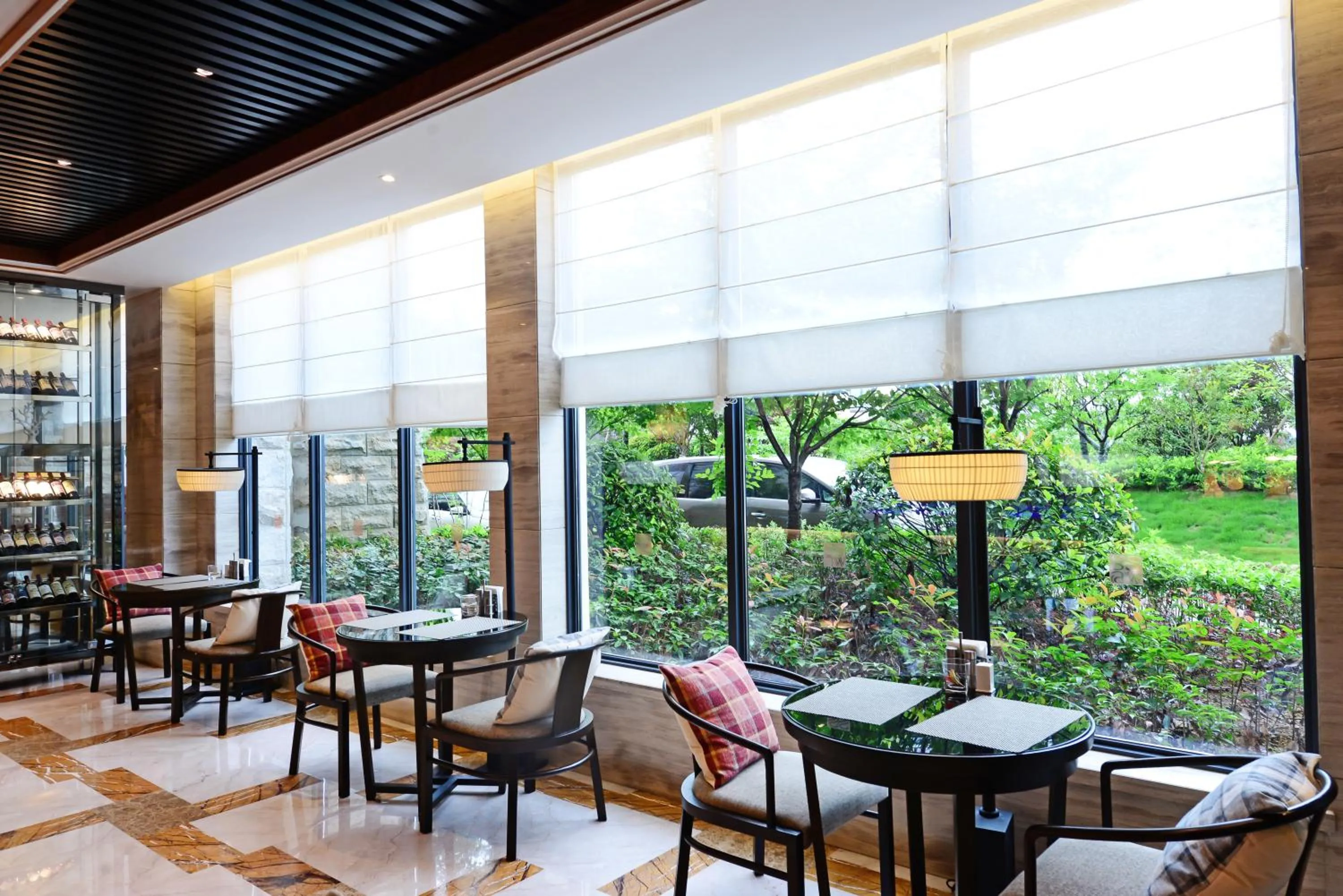 Restaurant/places to eat in SSAW Boutique Hotel Hangzhou Qiandao Lake