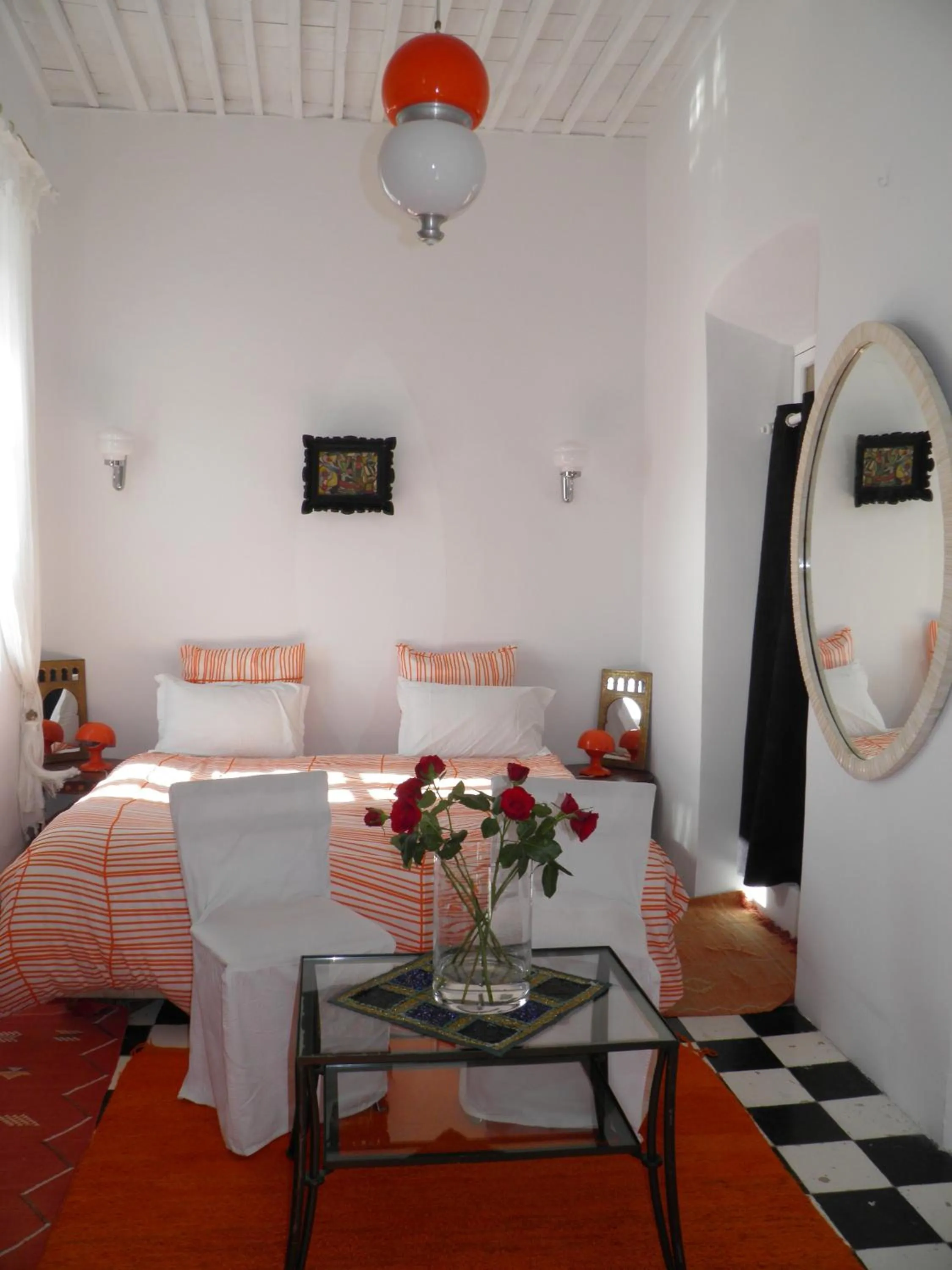 Bedroom, Bed in La Maison des Artistes