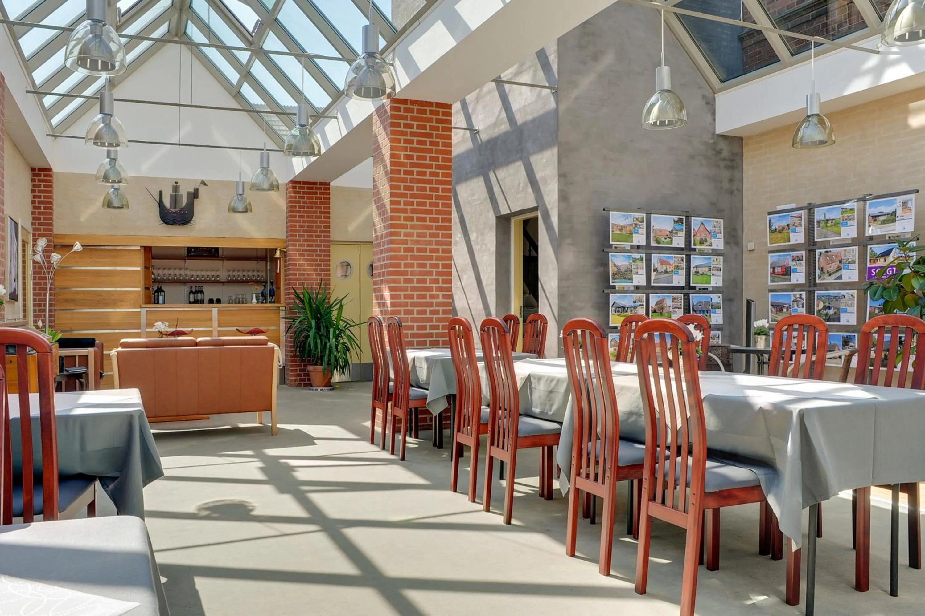 Restaurant/places to eat in Hotel Nysted Havn