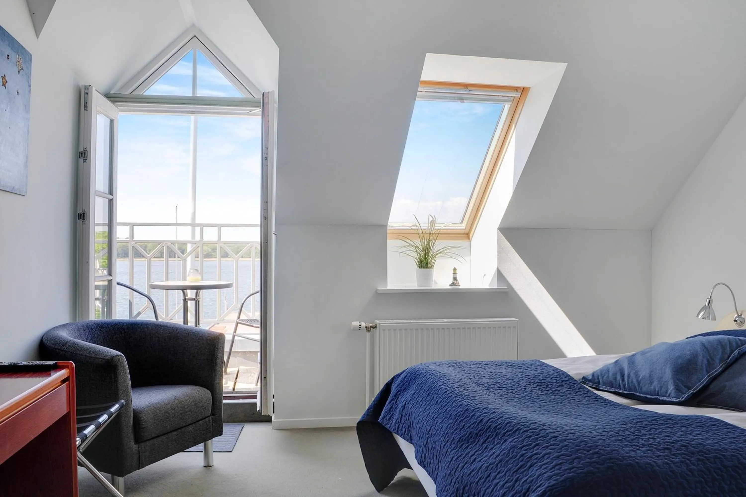Balcony/Terrace, Bed in Hotel Nysted Havn
