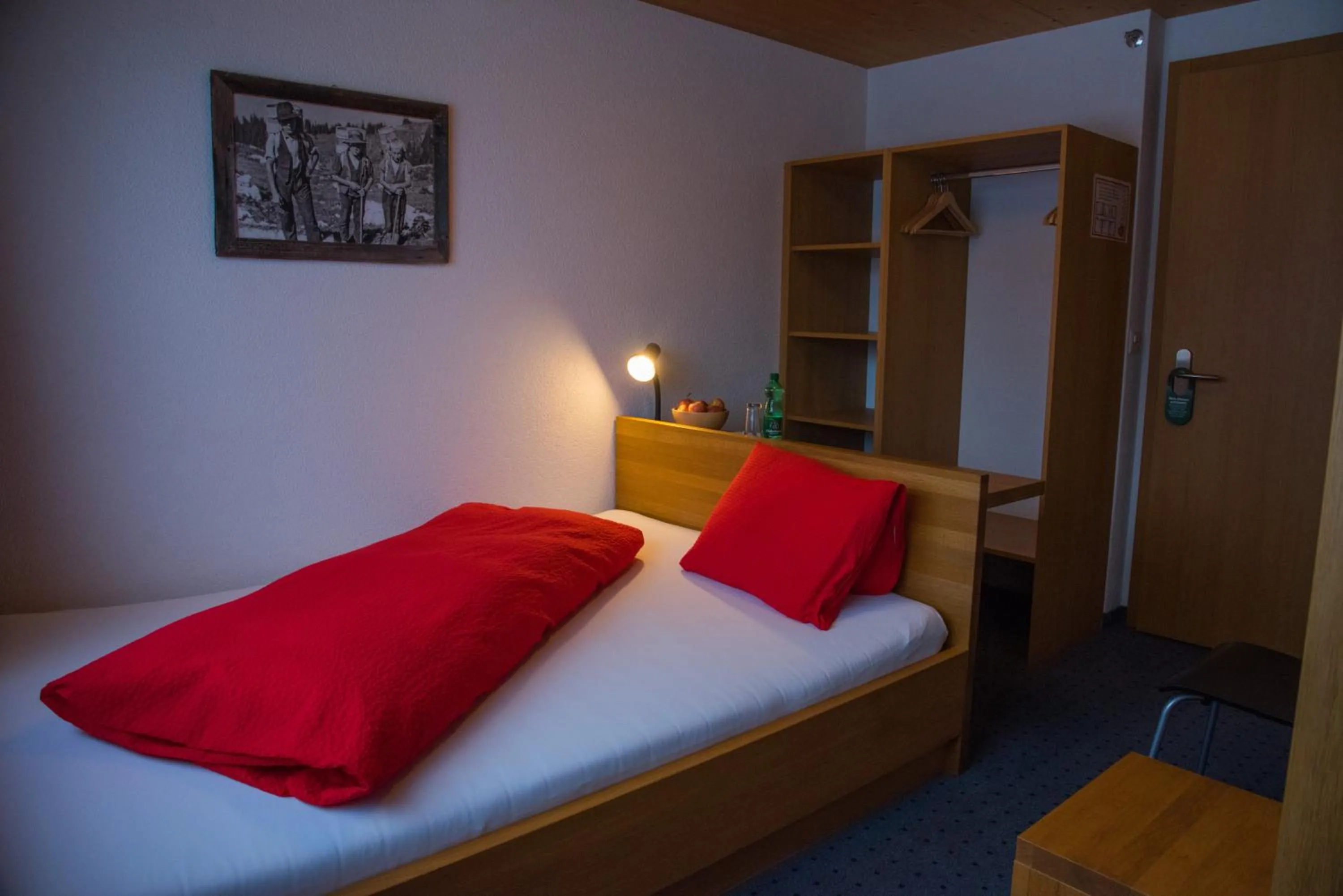 Bed in Hotel Wetterhorn