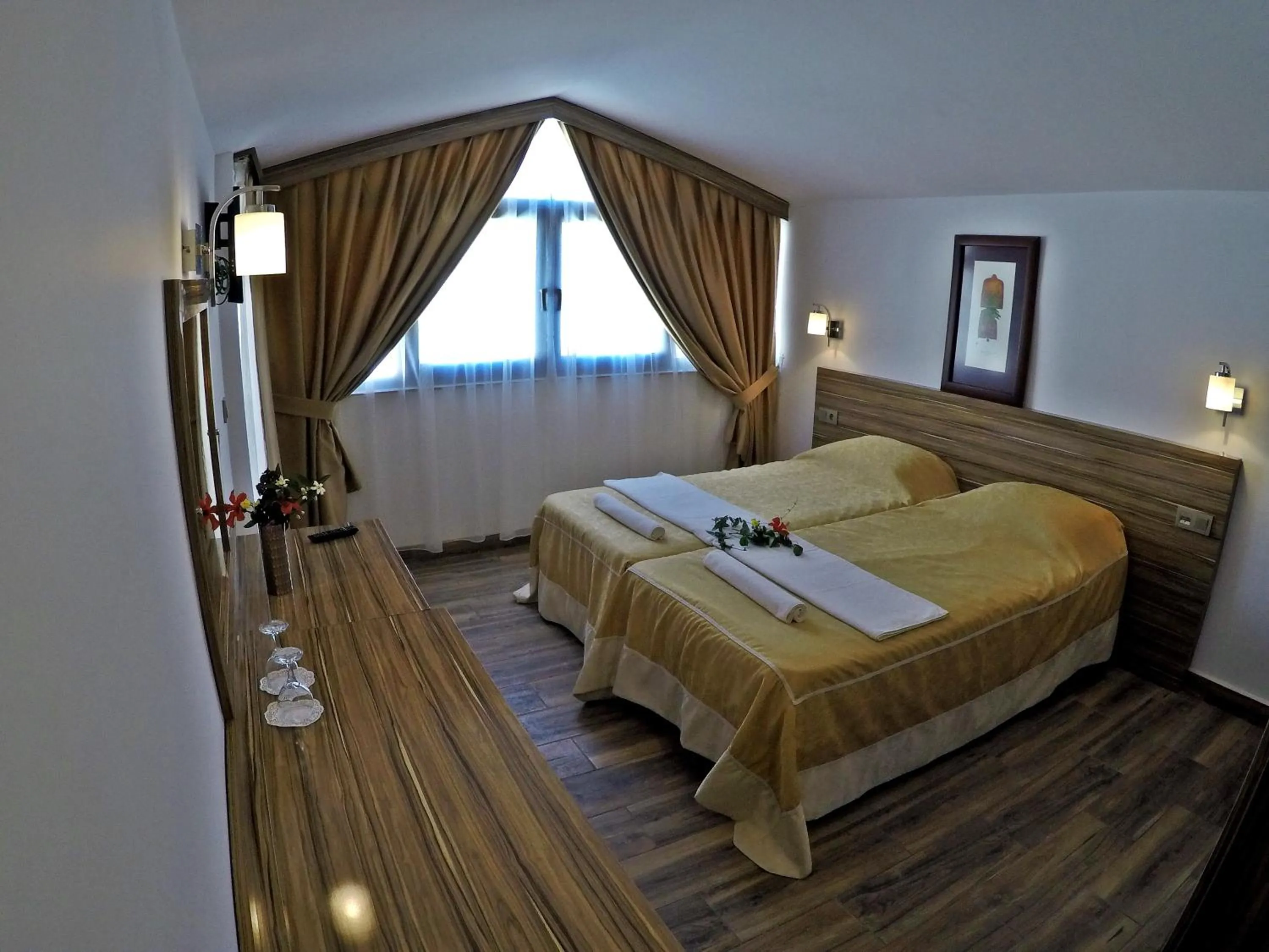 Photo of the whole room in Nar Hotel