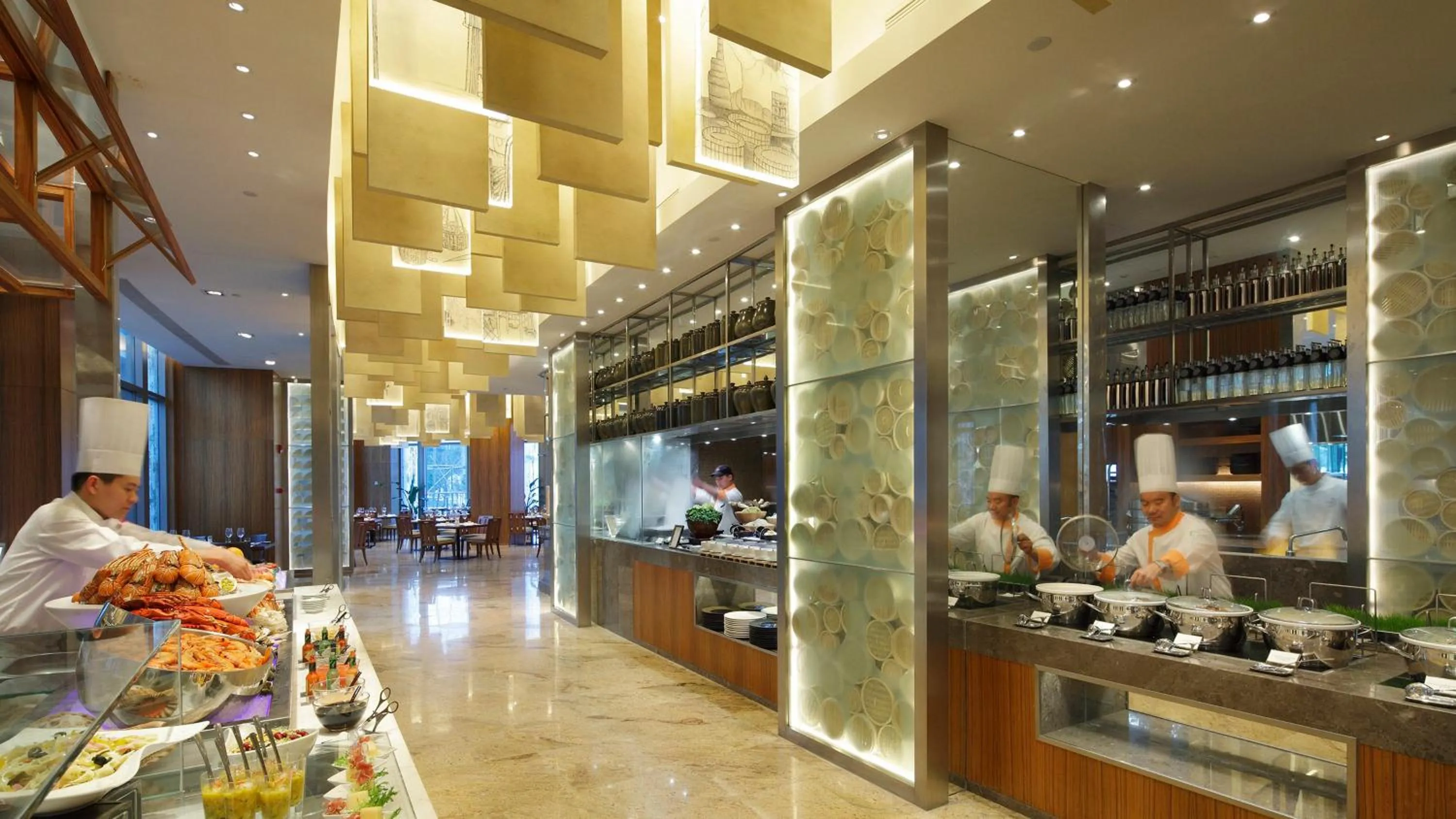 Restaurant/places to eat in InterContinental Suzhou Hotel by IHG