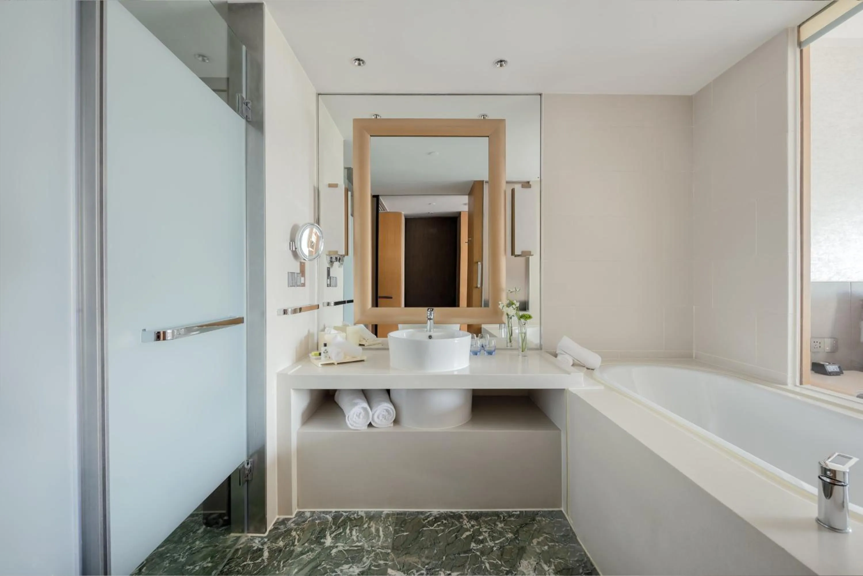 Bathroom in InterContinental Suzhou Hotel by IHG