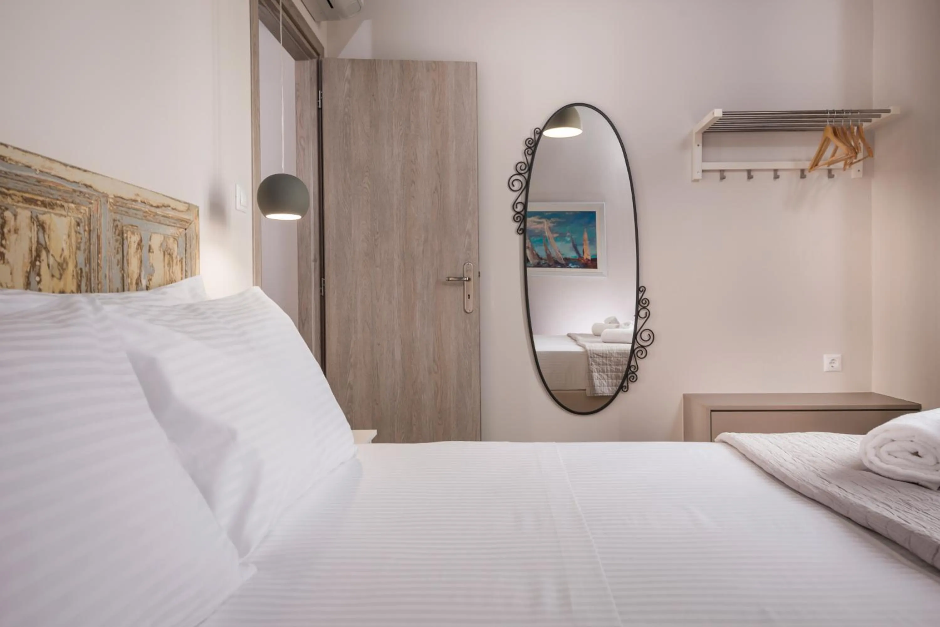 Bed in Camara Residence