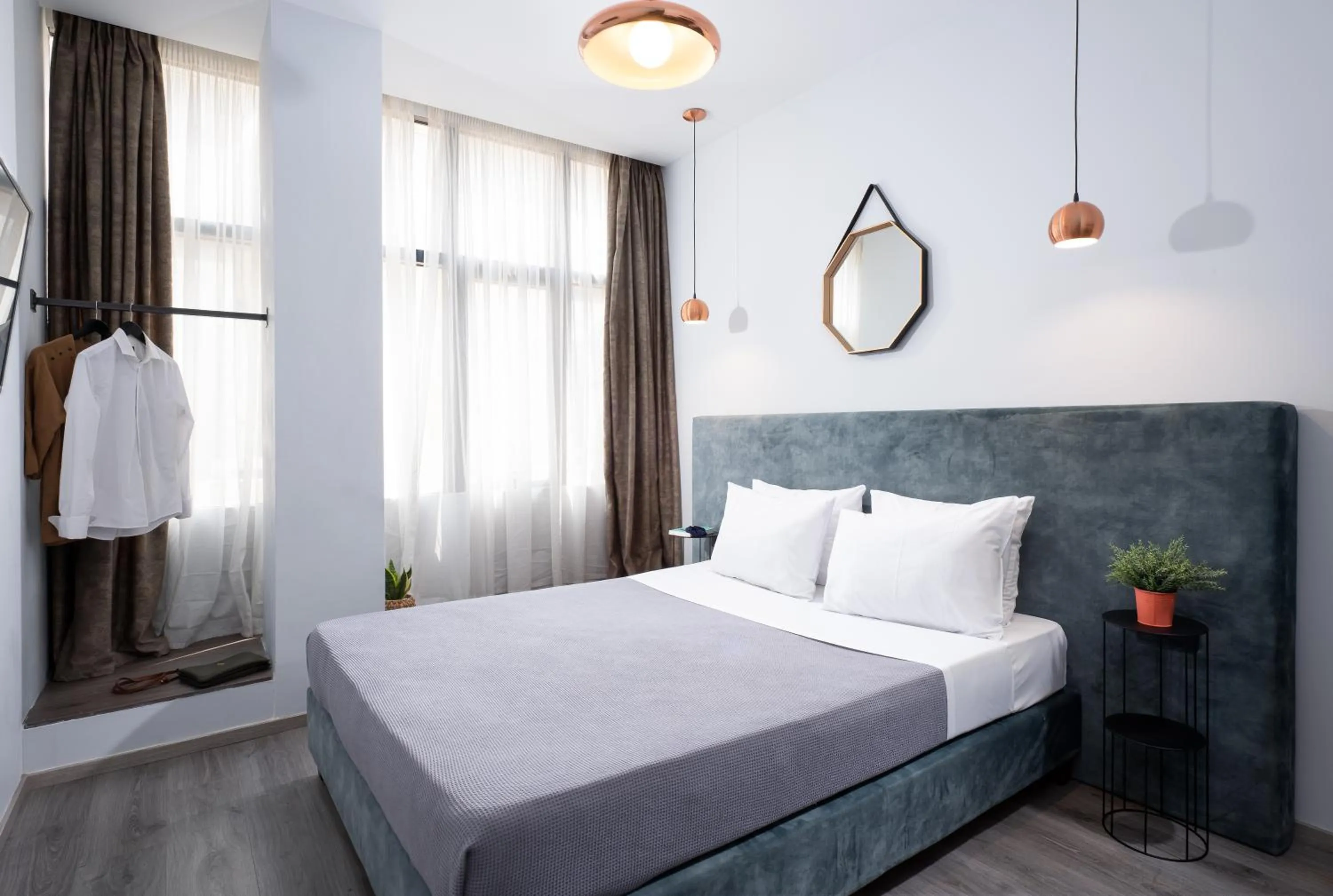 Bed in Enattica Monastiraki Living