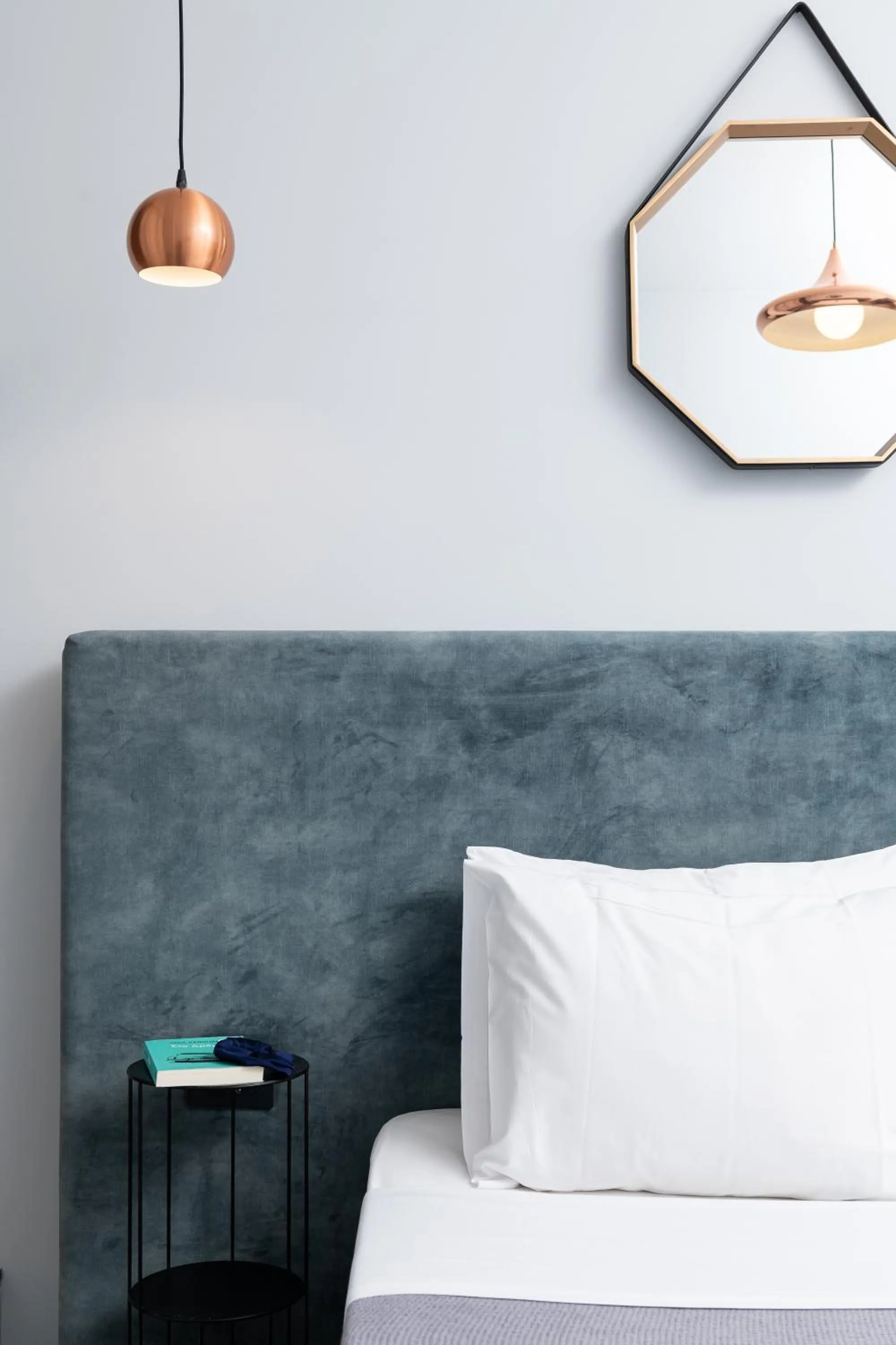 Bed in Enattica Monastiraki Living