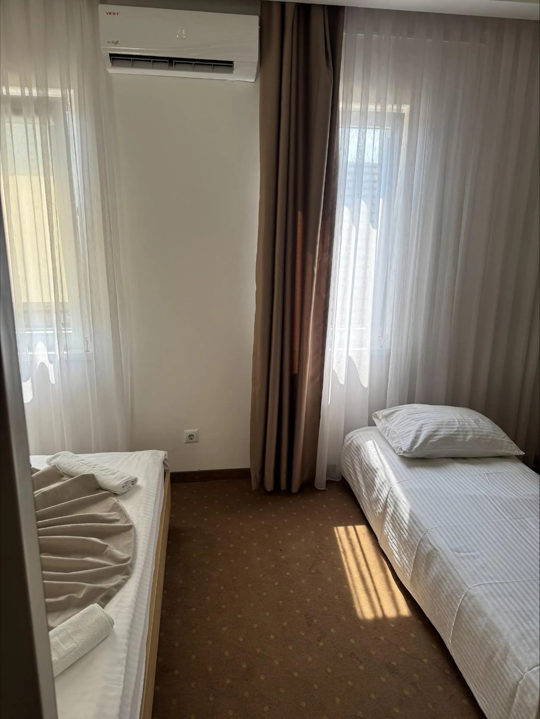 Bed in Laurus Motel Airport Tuzla