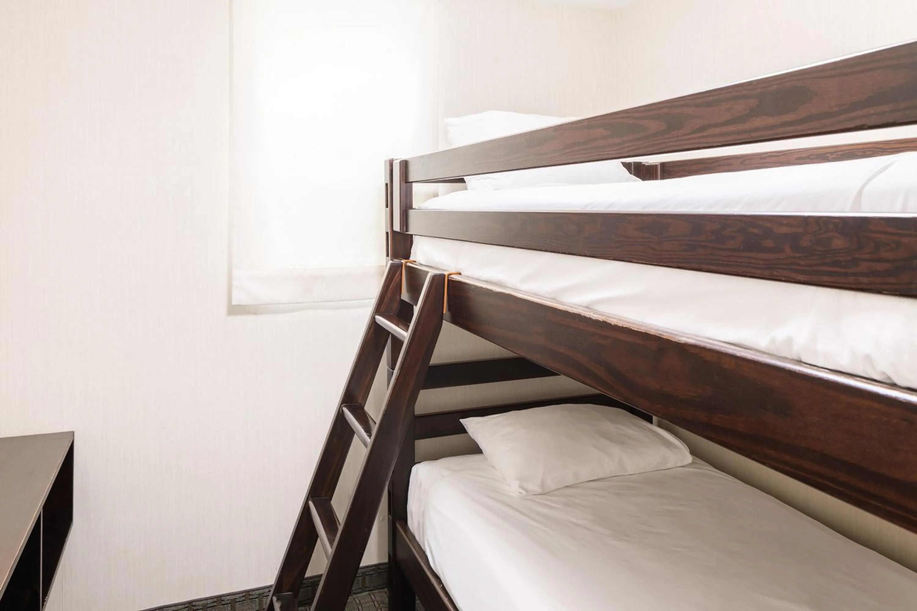 bunk bed, Bed in Rodd Royalty