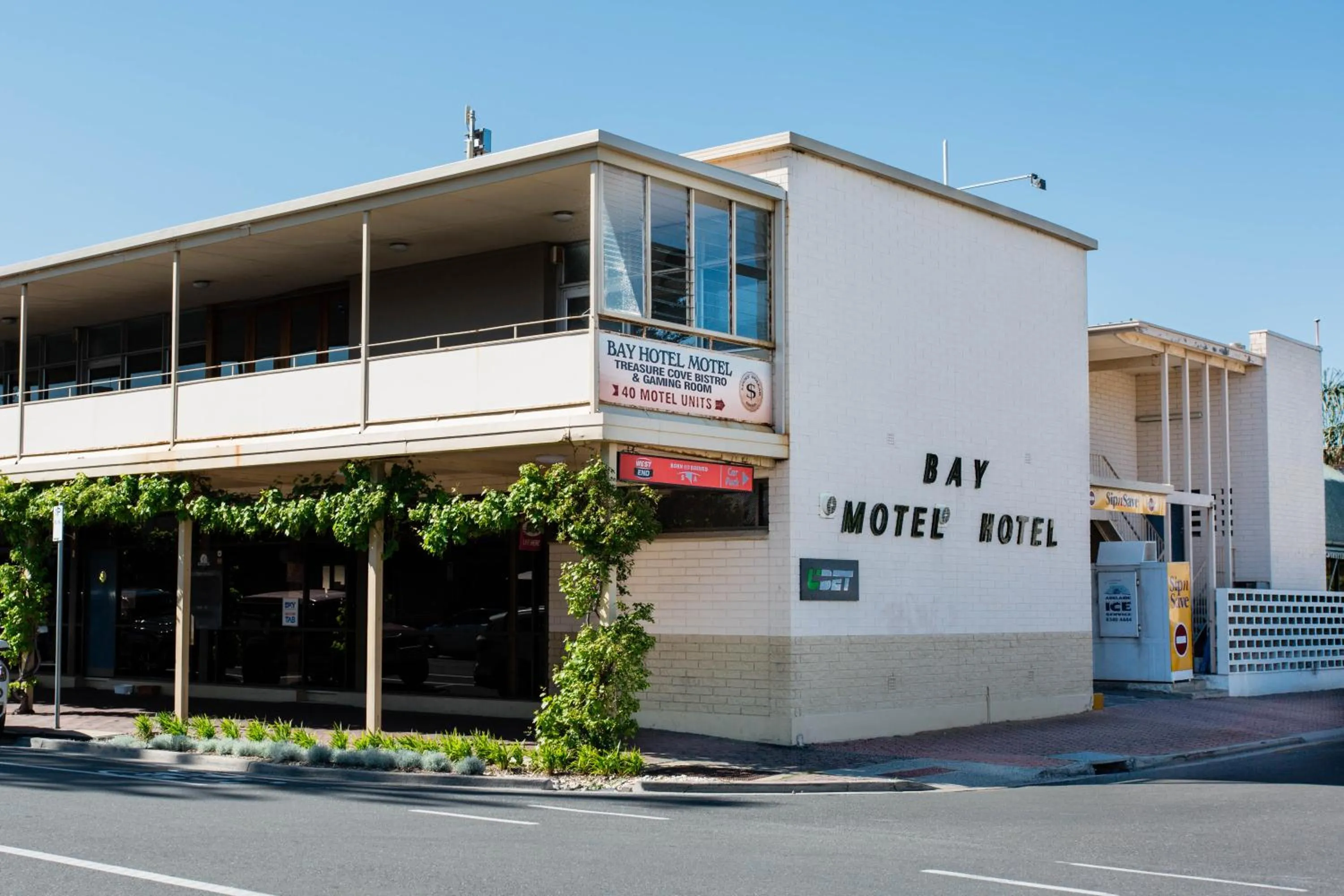 Bay Motel Hotel