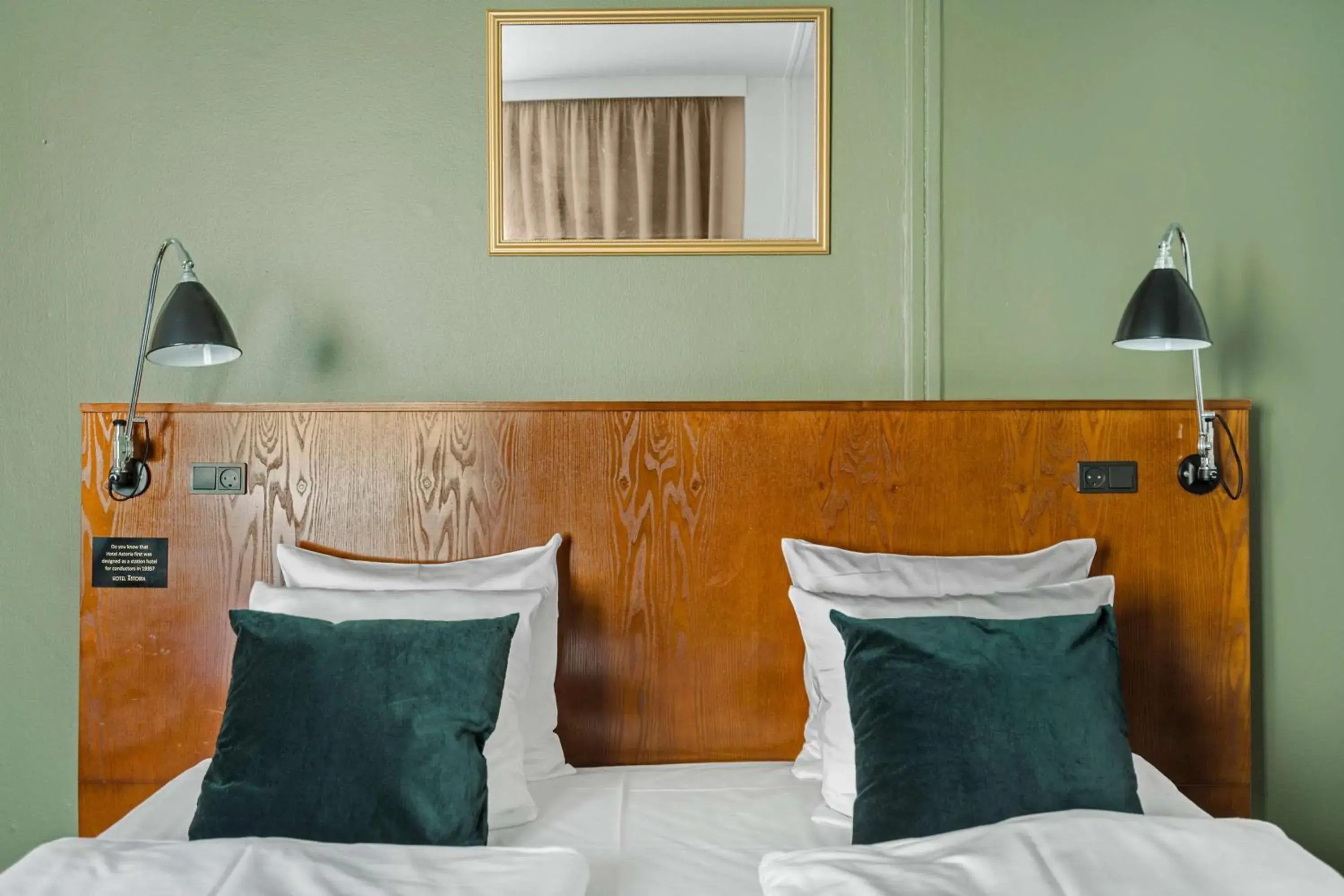 Standard Room with Balcony in Hotel Astoria, Best Western Signature Collection Standard Room with Balcony in Hotel Astoria, Best Western Signature Collection