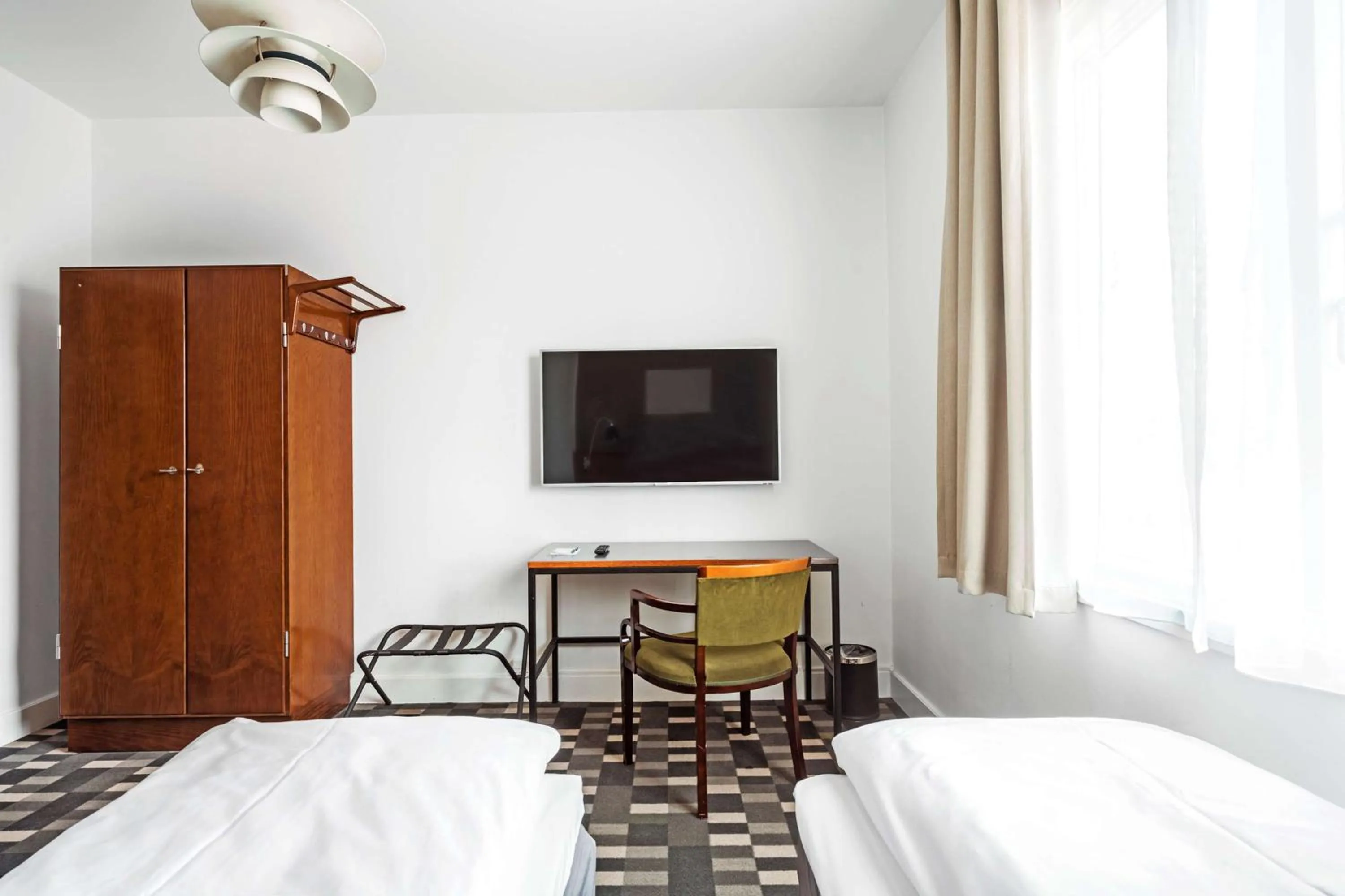 Bedroom, Bed in Hotel Astoria, Best Western Signature Collection