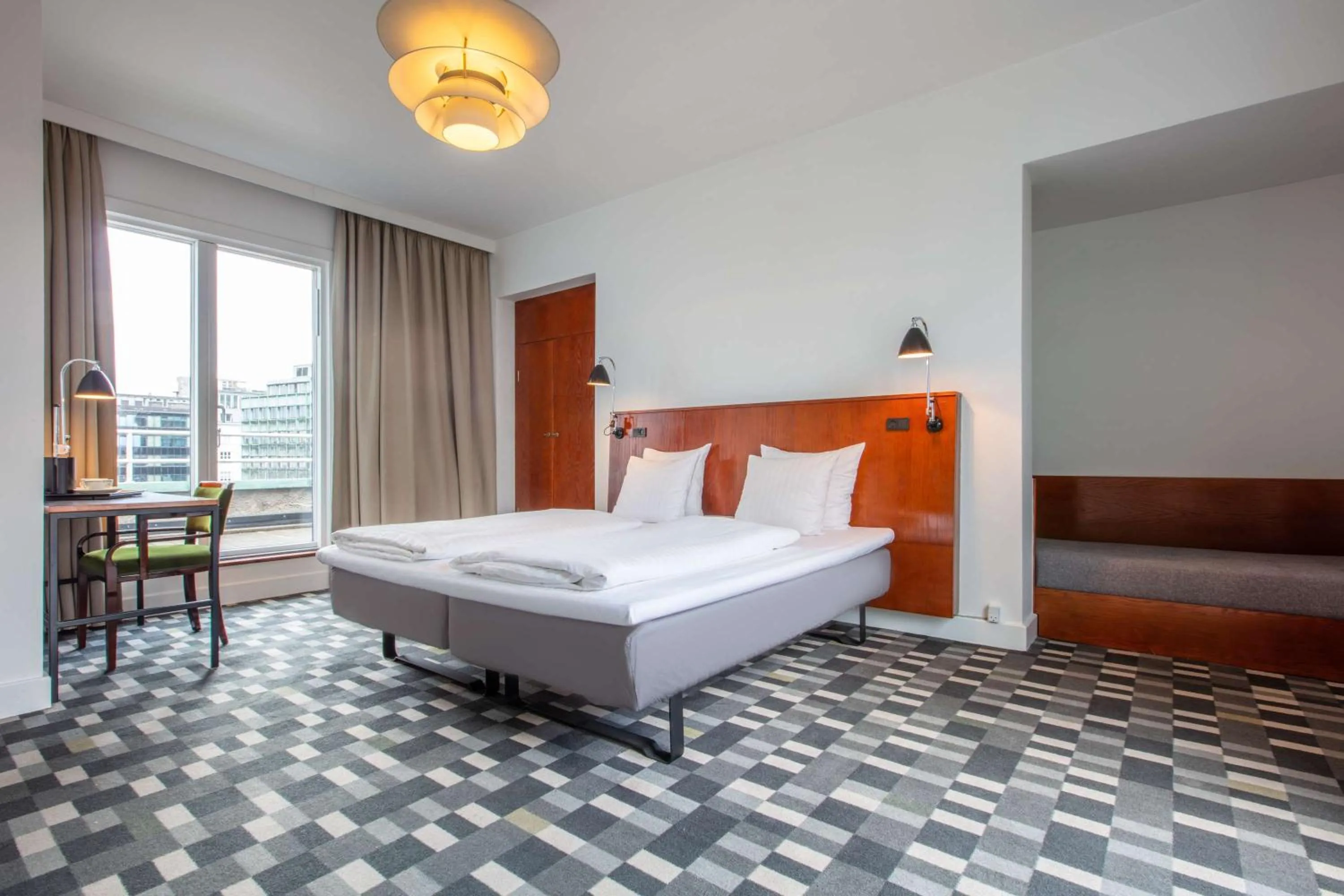 Bedroom, Bed in Hotel Astoria, Best Western Signature Collection