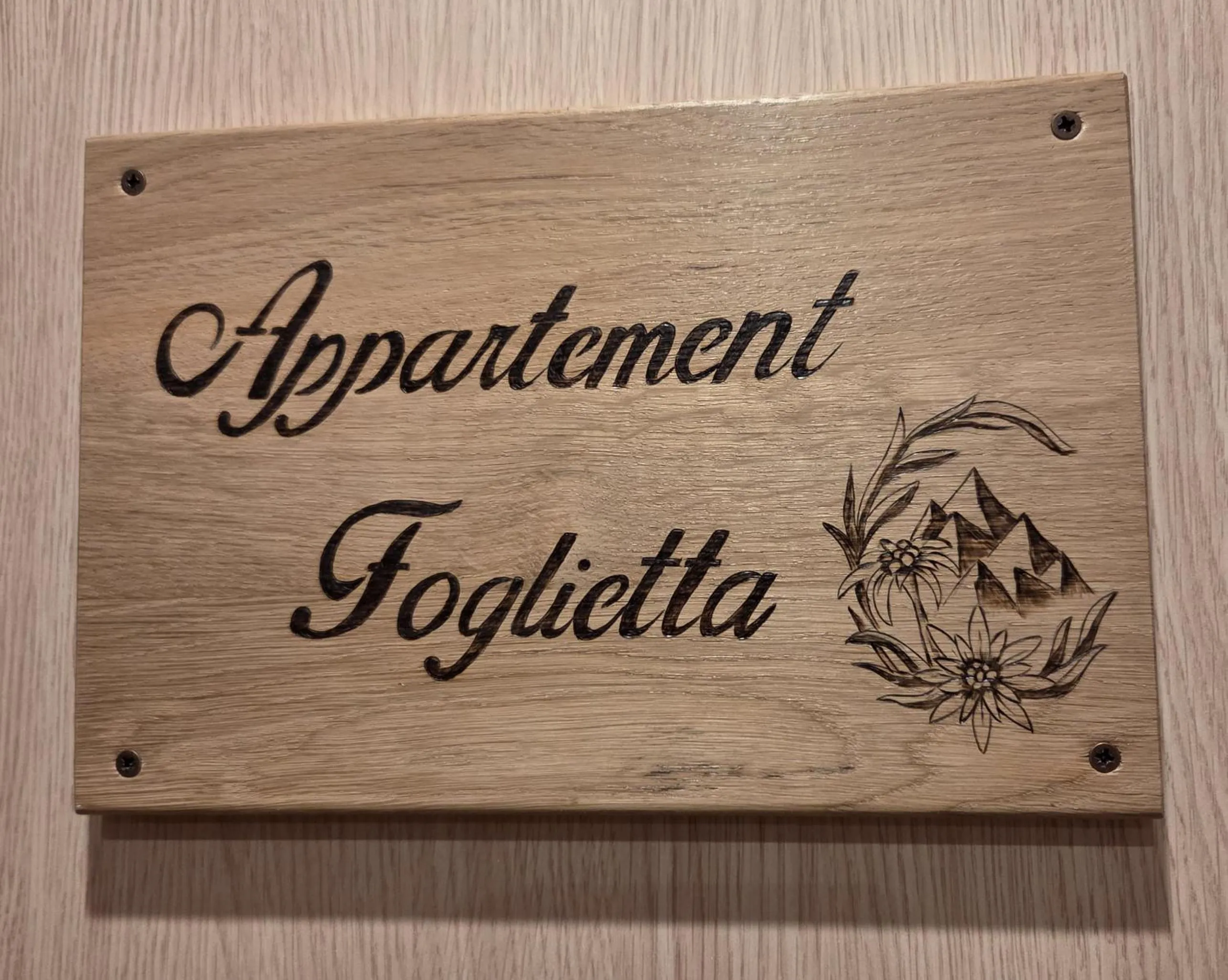 Property logo or sign in Chalet Matsuzaka - chambres d'hôtes de luxe