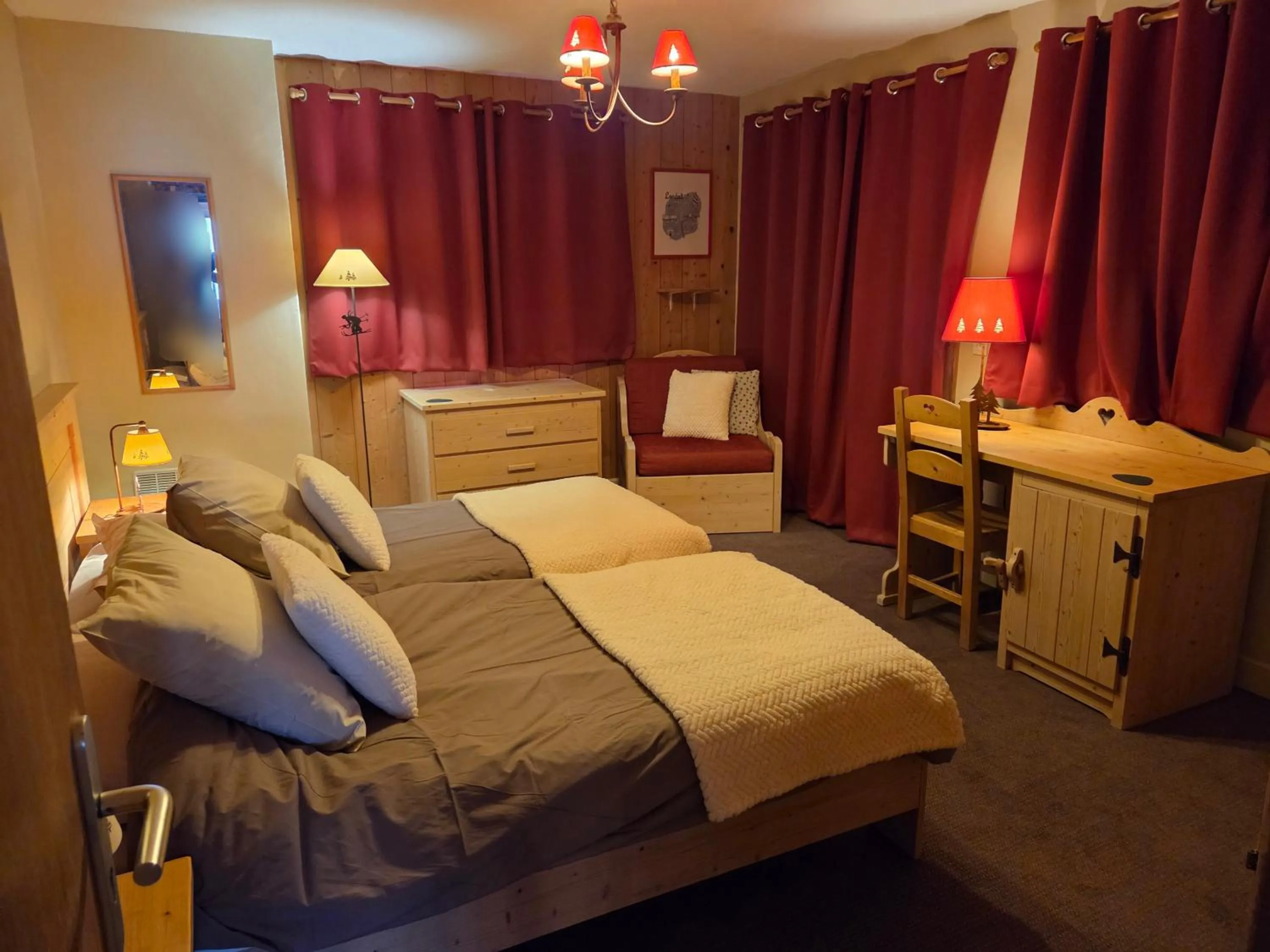 Bedroom, Bed in Chalet Matsuzaka - chambres d'hôtes de luxe