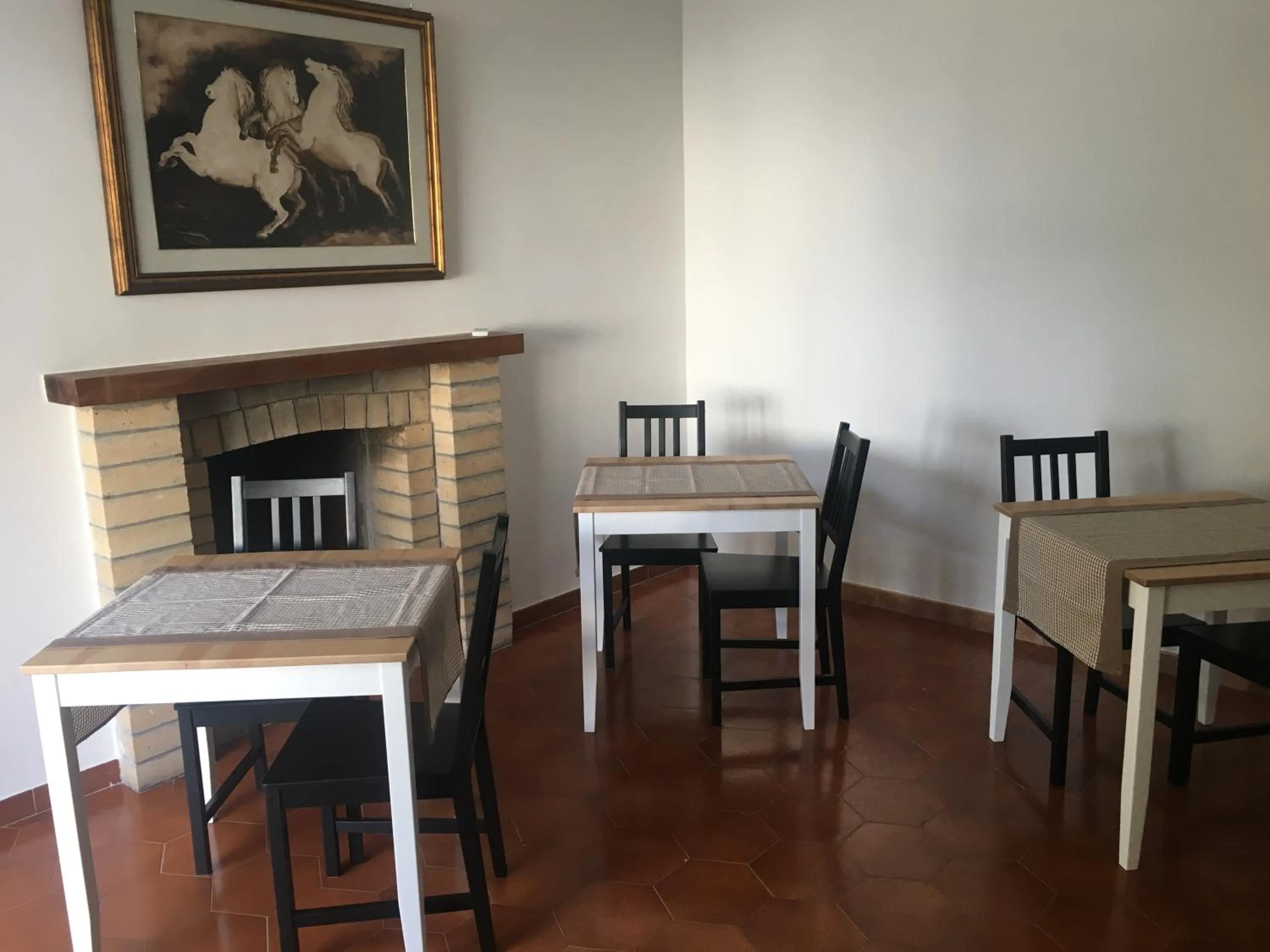 Restaurant/places to eat in Villa Iavernaro